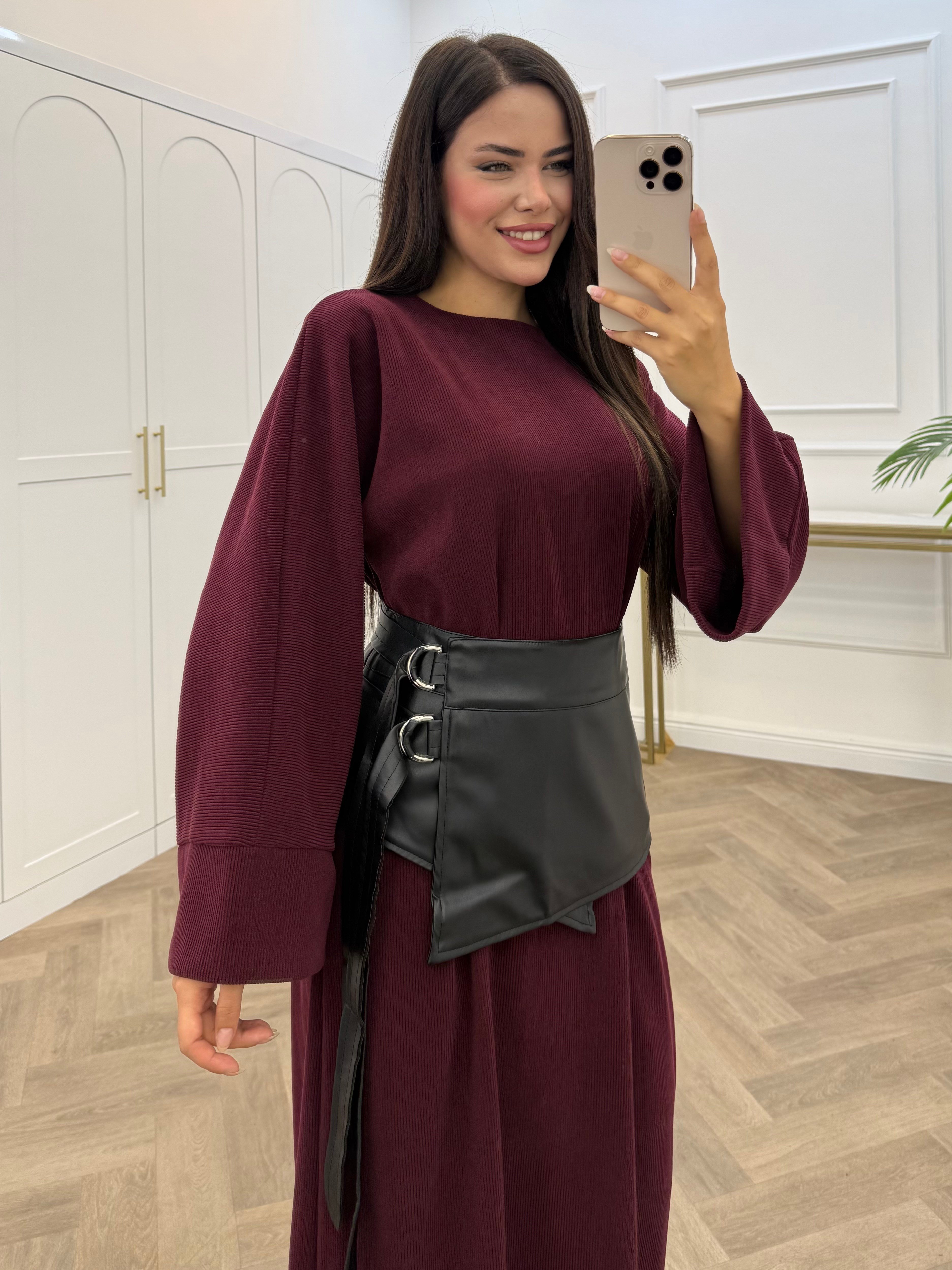 DERİ KEMERLİ FİTİLLİ ELBİSE BORDO