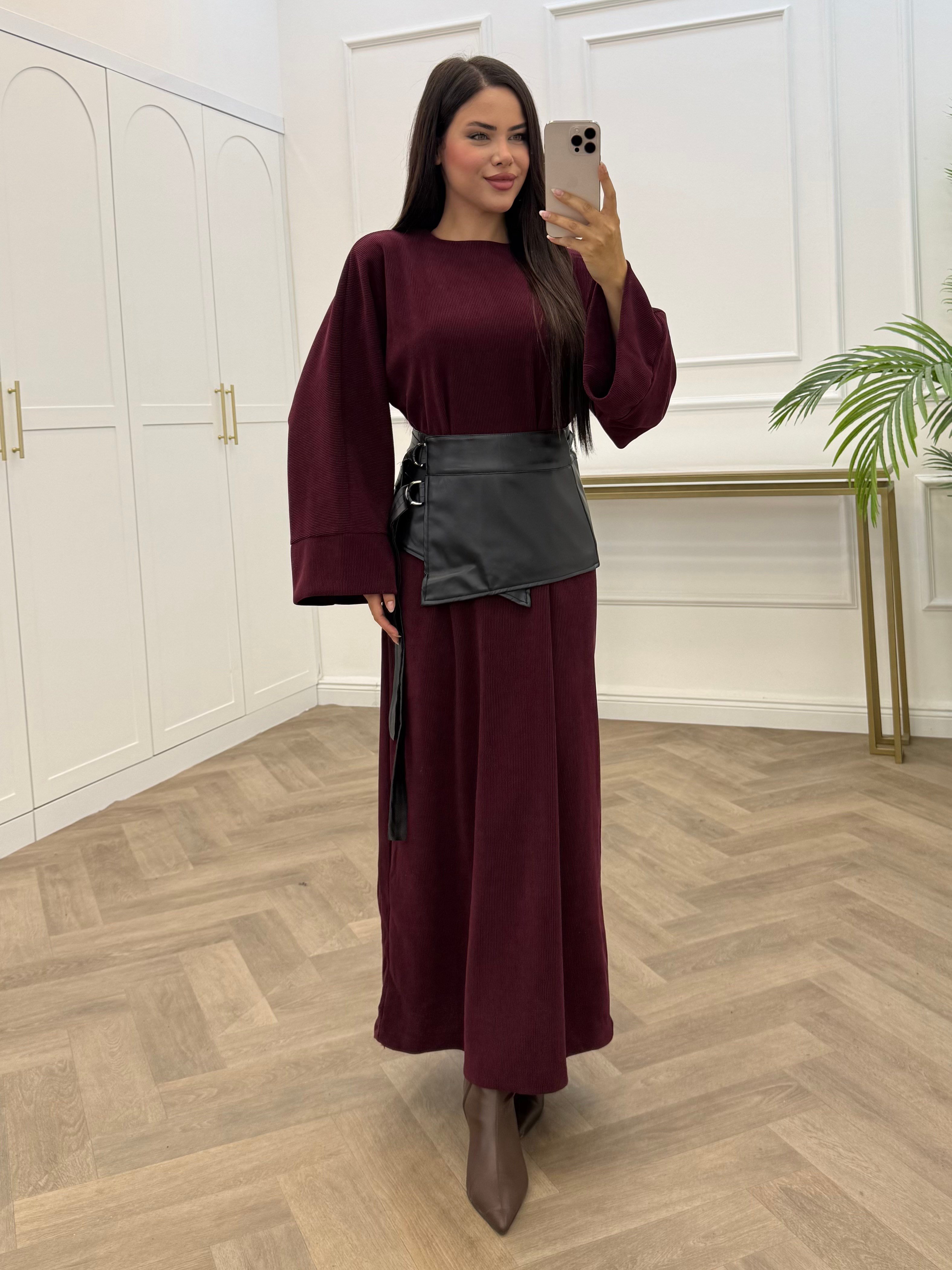 DERİ KEMERLİ FİTİLLİ ELBİSE BORDO