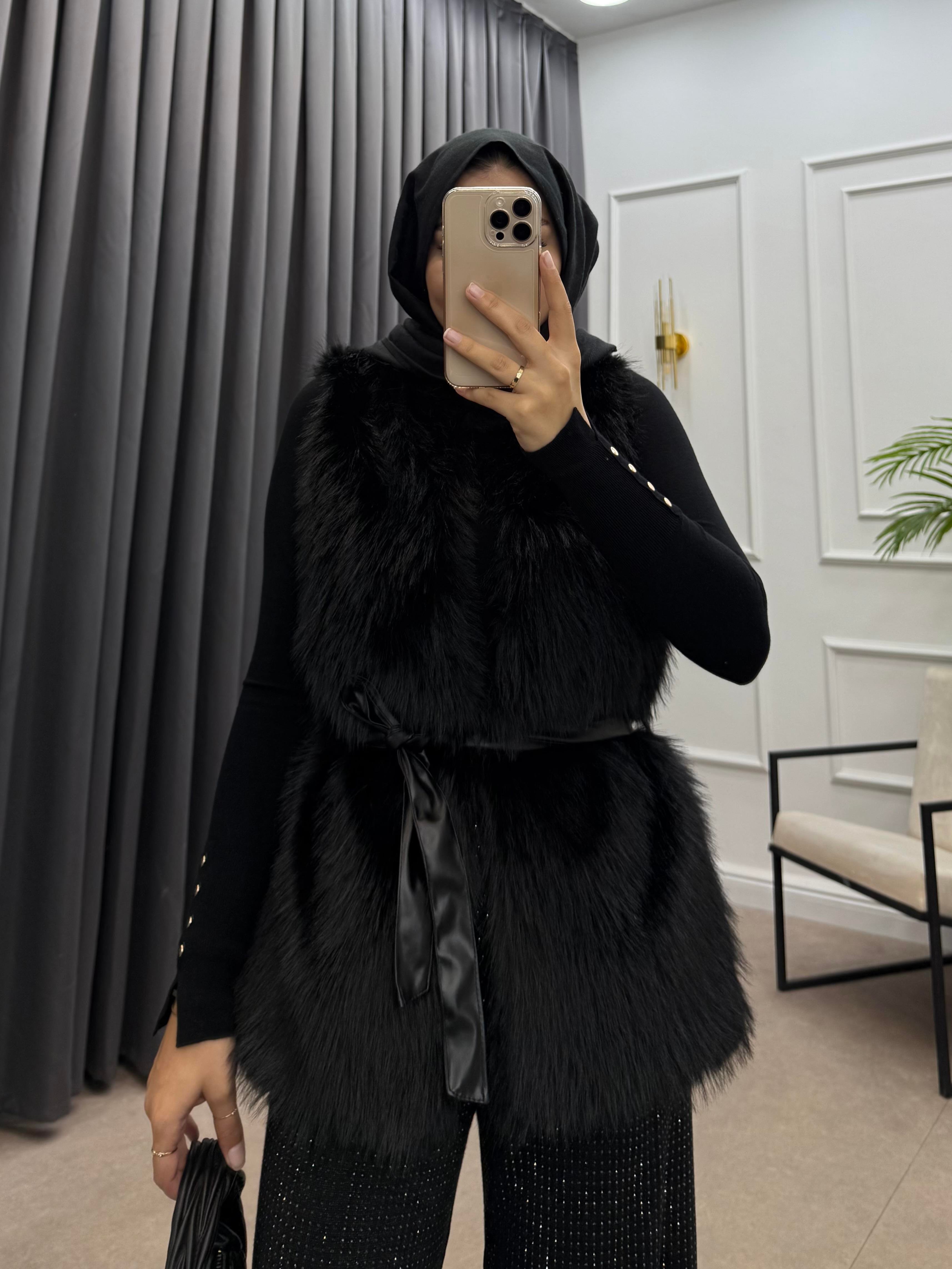 DERİ KEMERLİ KÜRK YELEK SİYAH