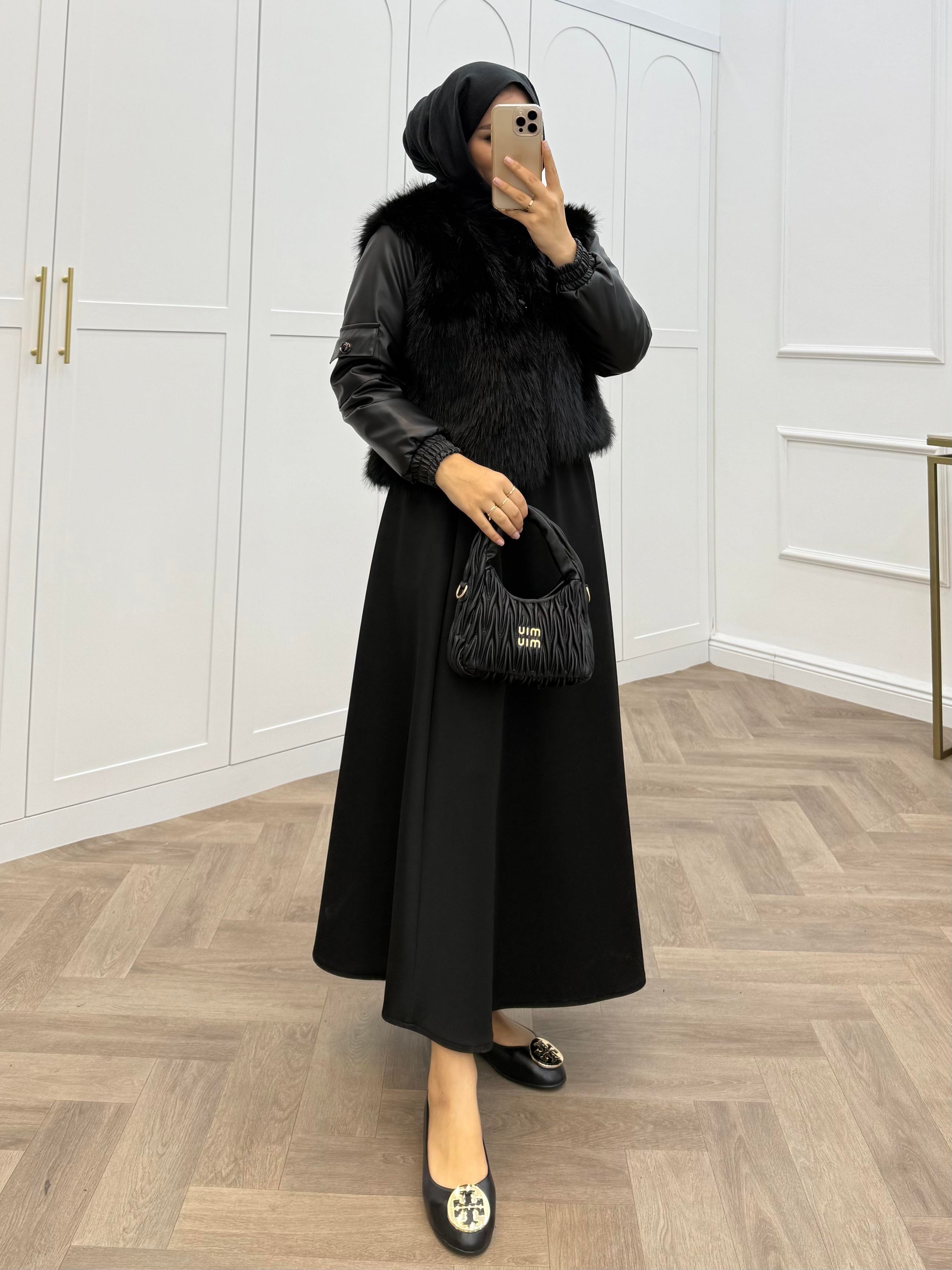 DERİ KOLLU KISA KÜRK SİYAH