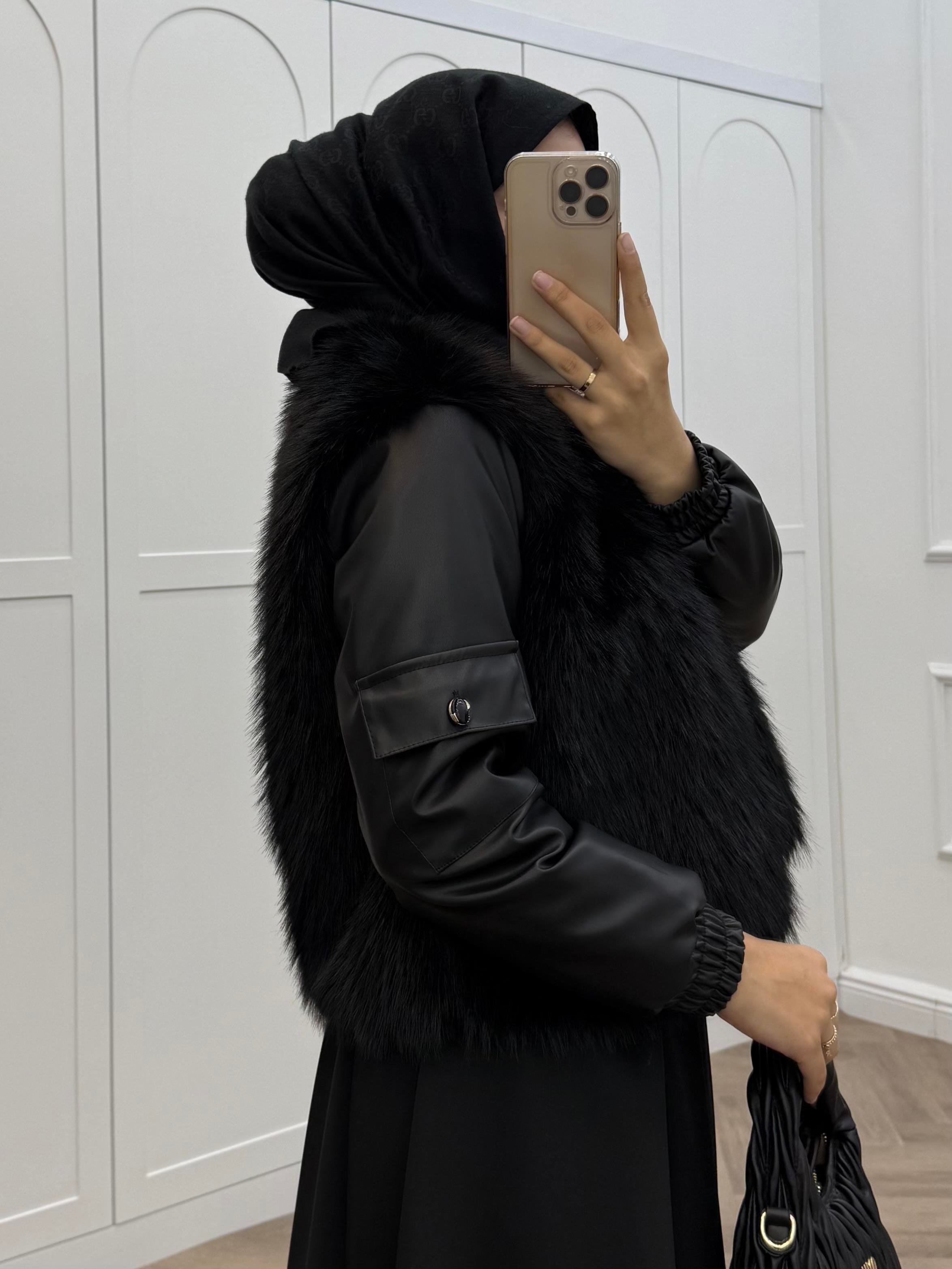 DERİ KOLLU KISA KÜRK SİYAH