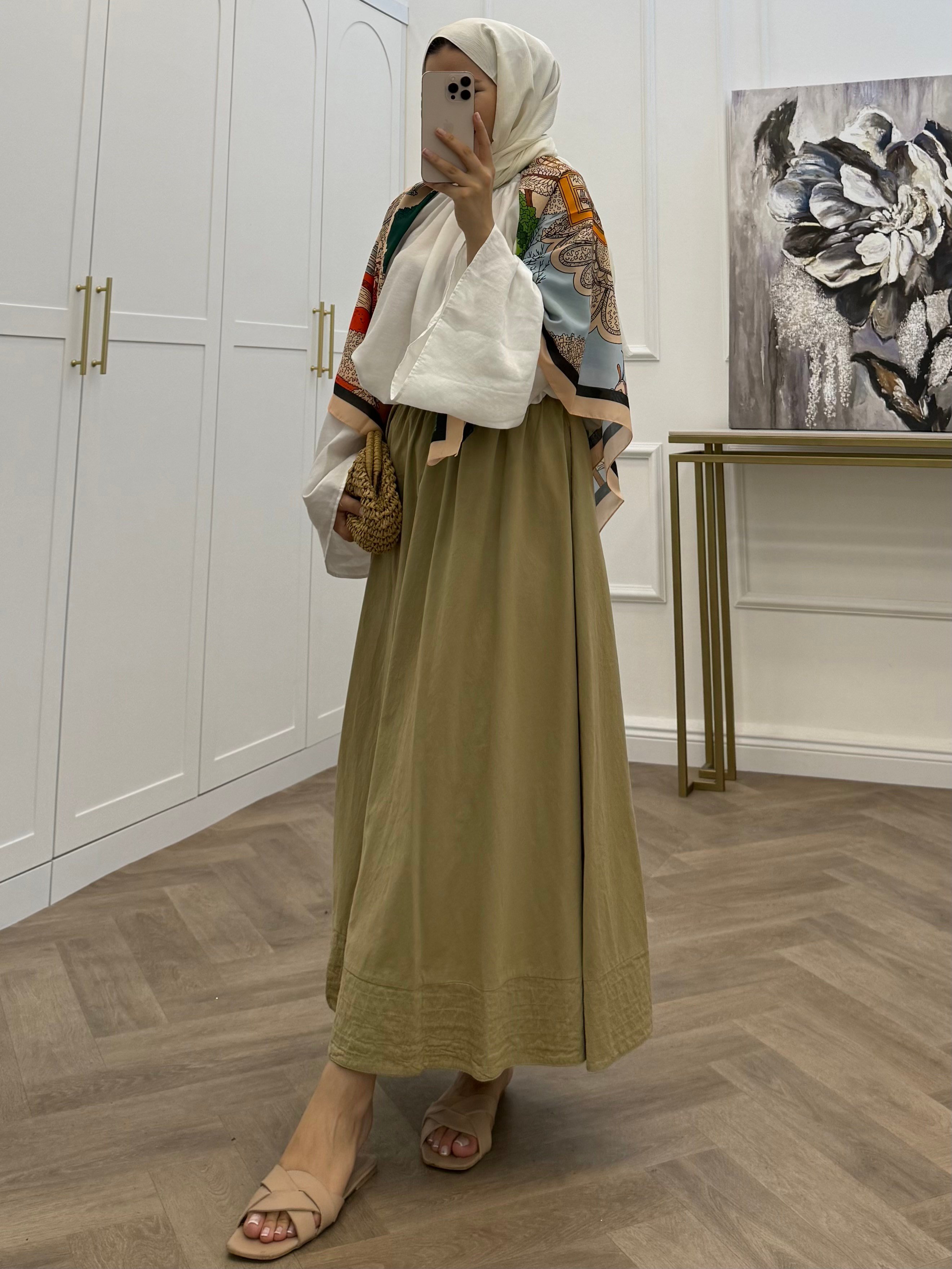 DİK YAKA BLUZ EKRU