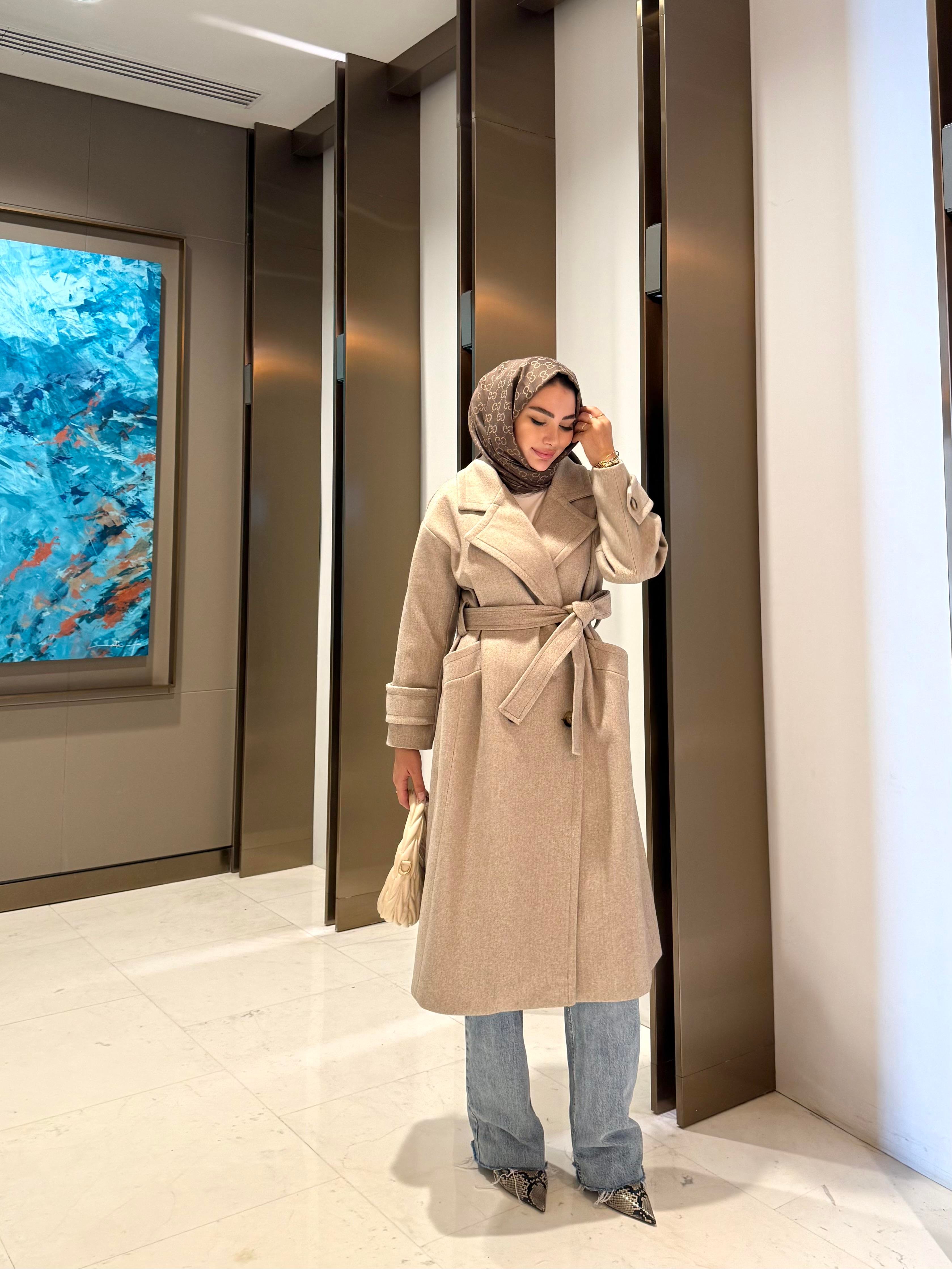 DÖRT DÜĞMELİ KAŞE KABAN BEJ