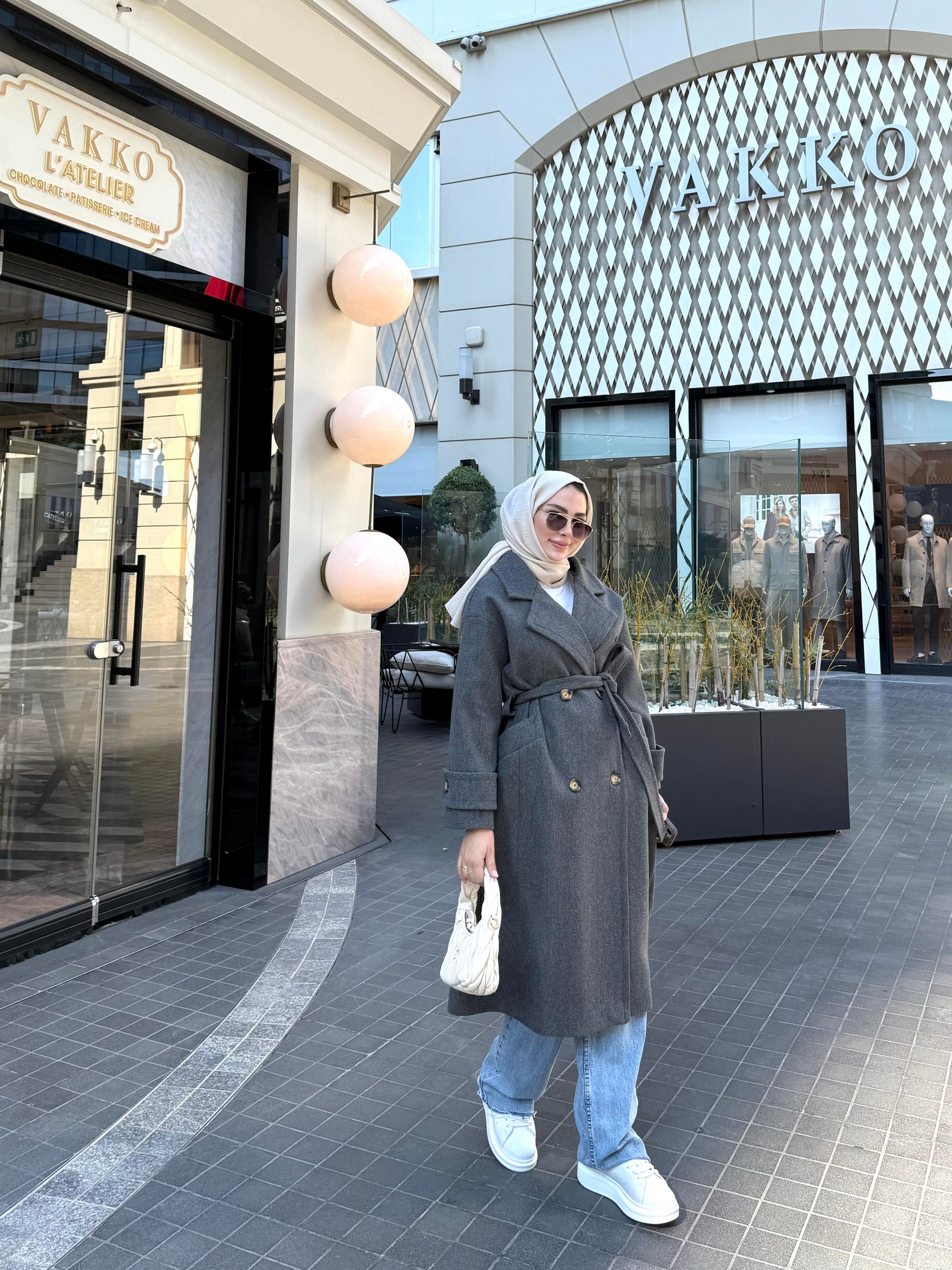 DÖRT DÜĞMELİ KAŞE KABAN FÜME