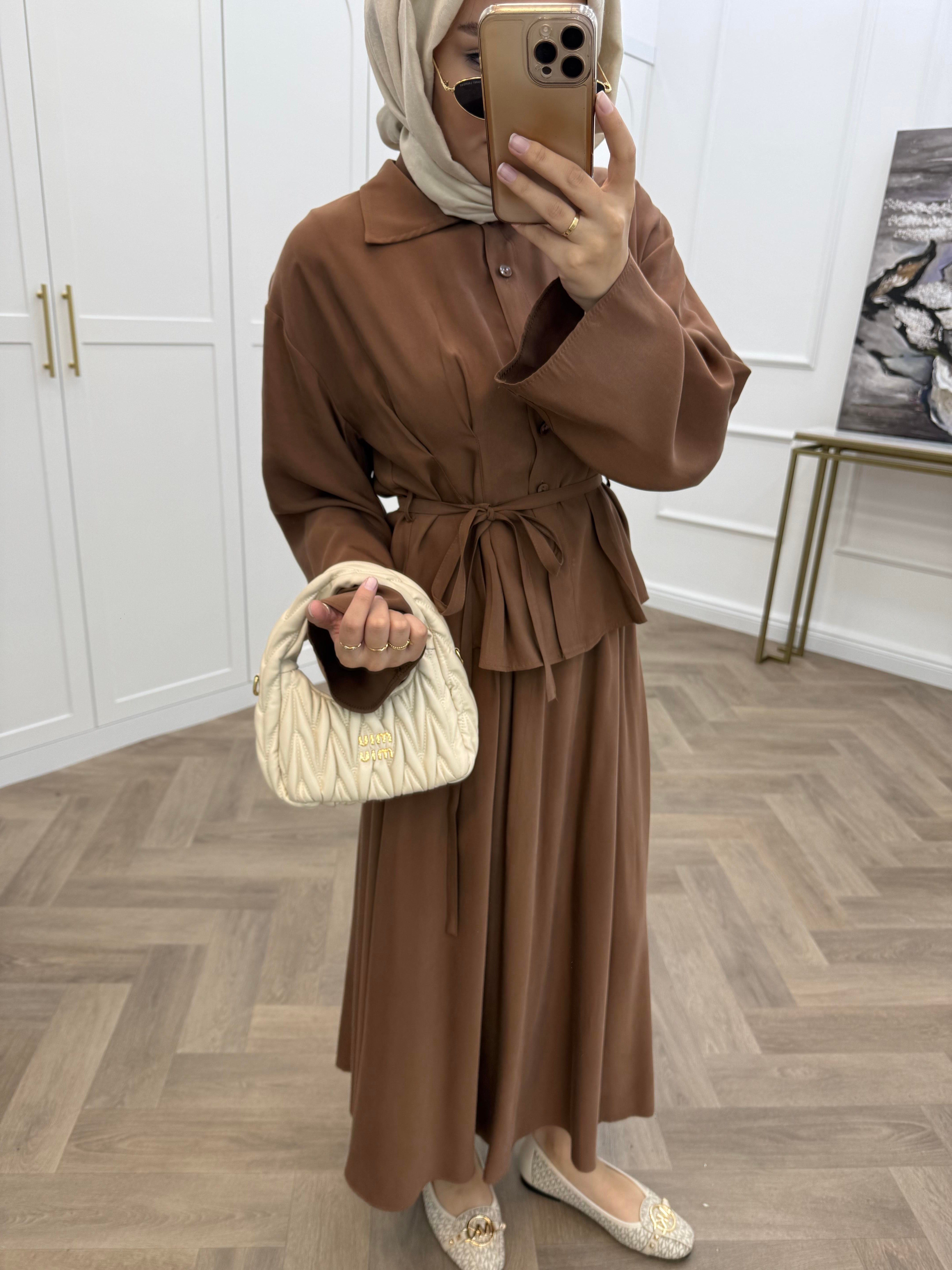 DÜĞMELİ BASİC MODAL ETEKLİ TAKIM TABA