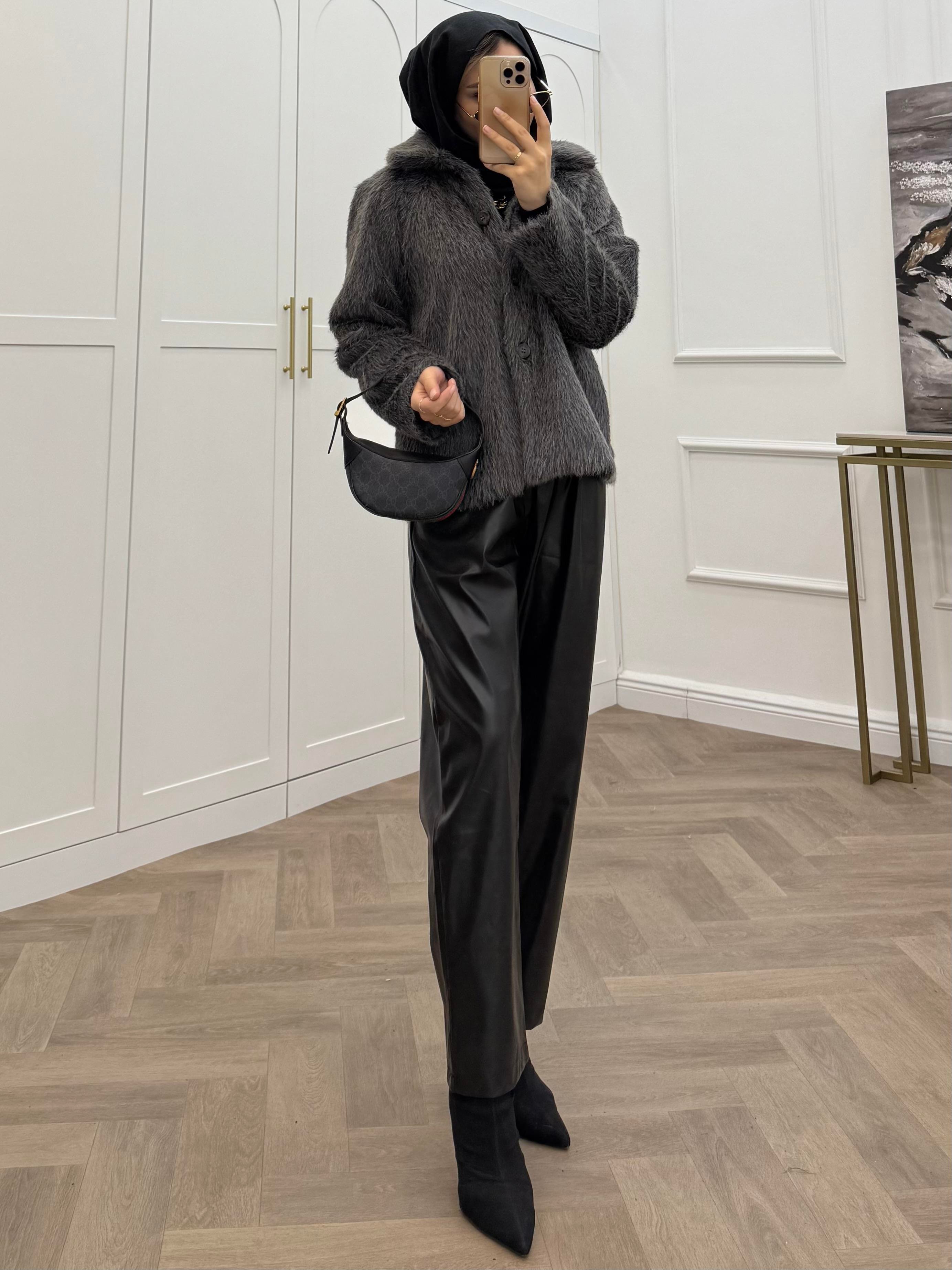 DÜĞMELİ KÜRK ANTRASİT