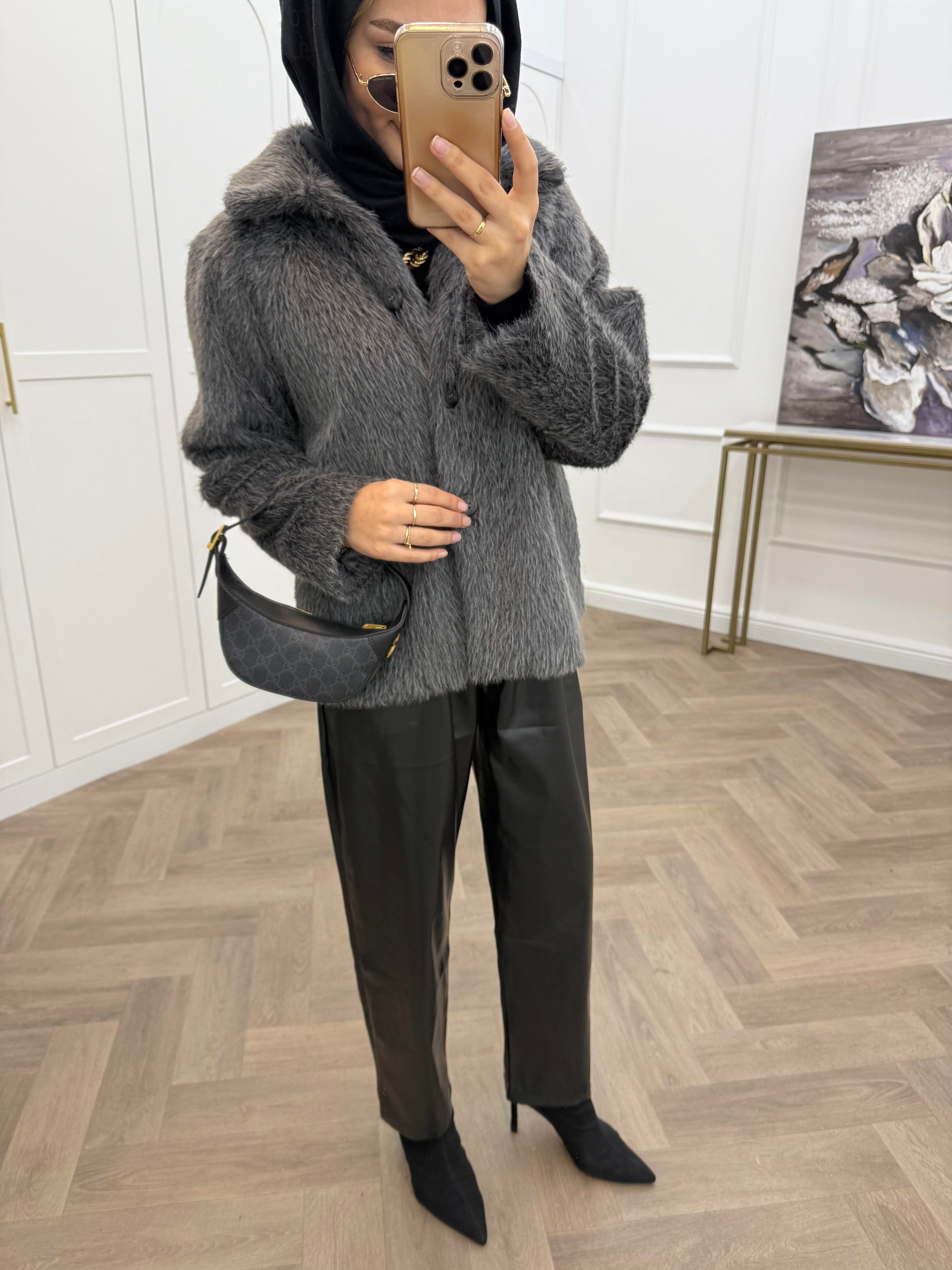 DÜĞMELİ KÜRK ANTRASİT