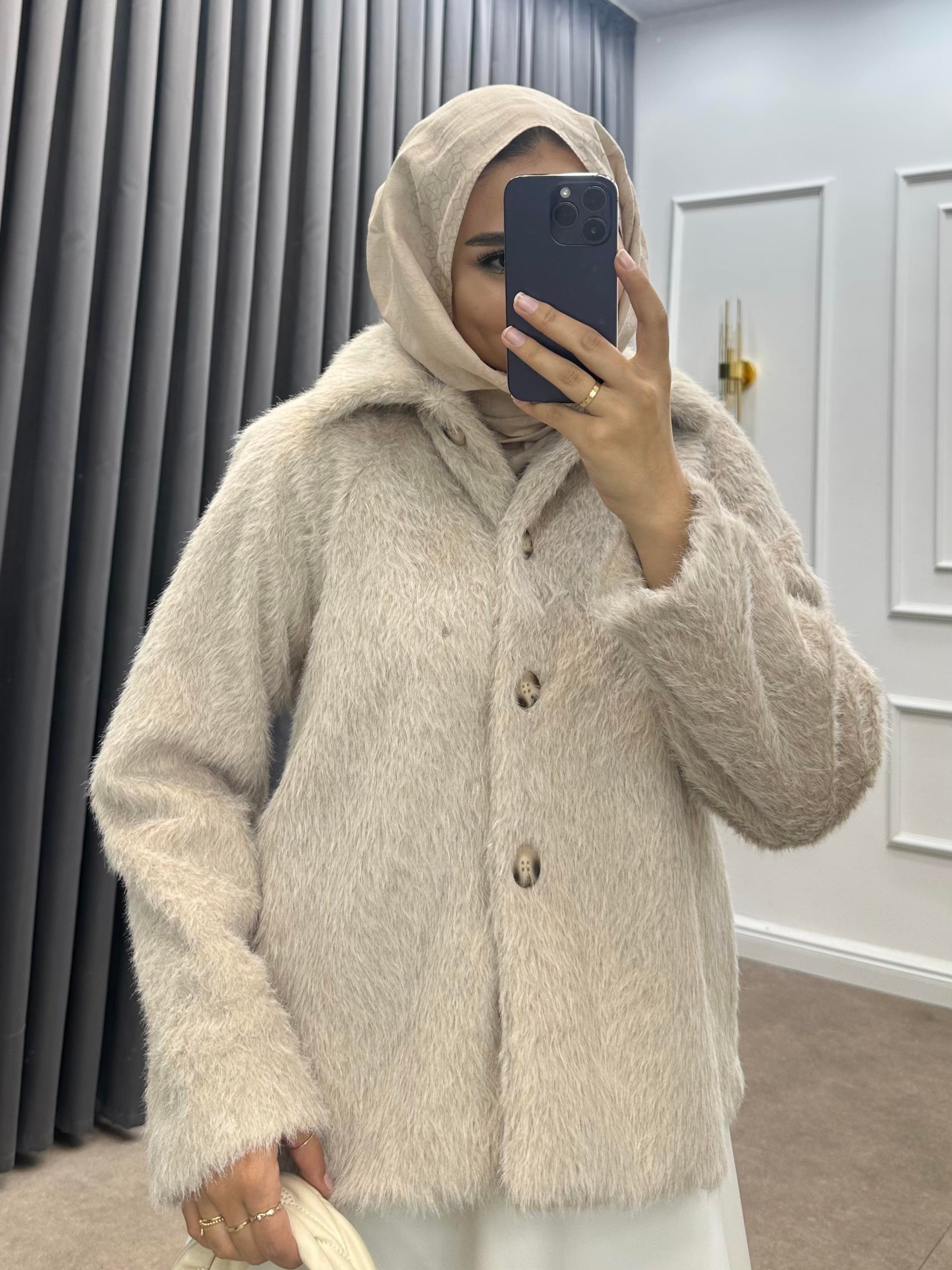 DÜĞMELİ KÜRK BEJ