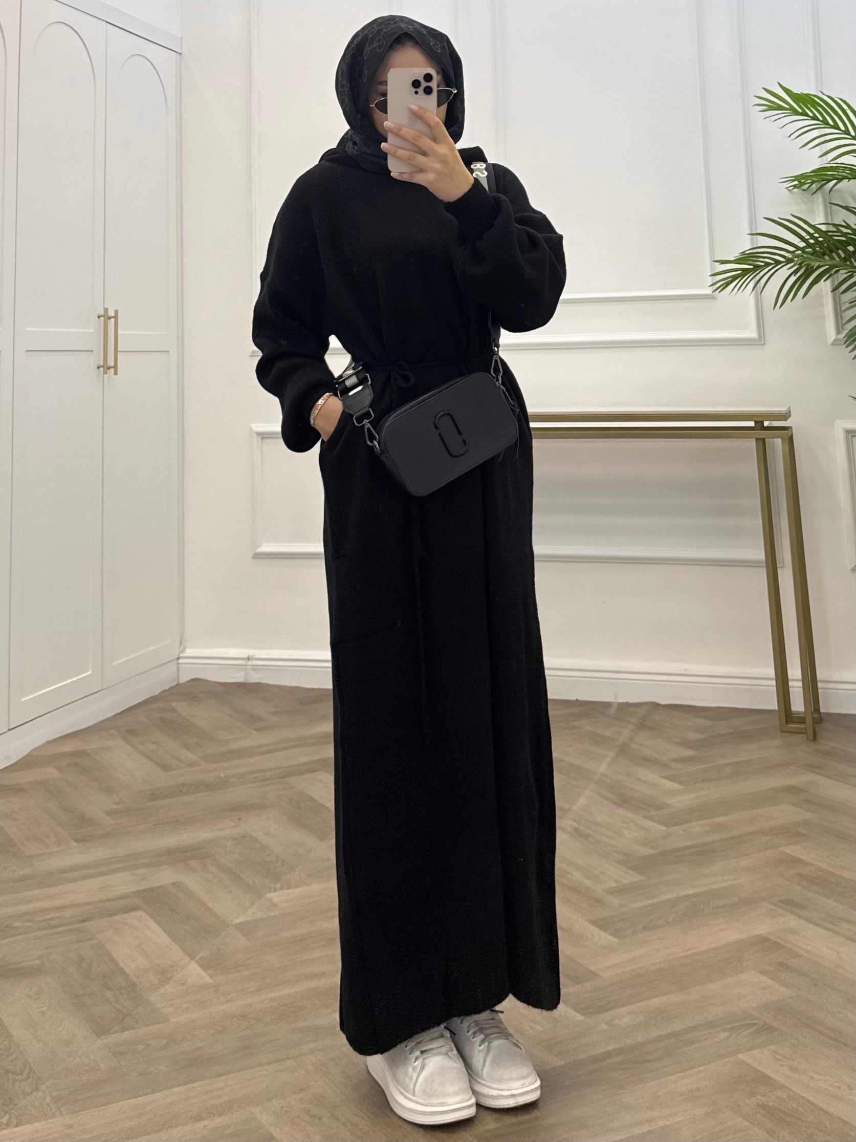 ELENİ YUMOŞ ELBİSE SİYAH