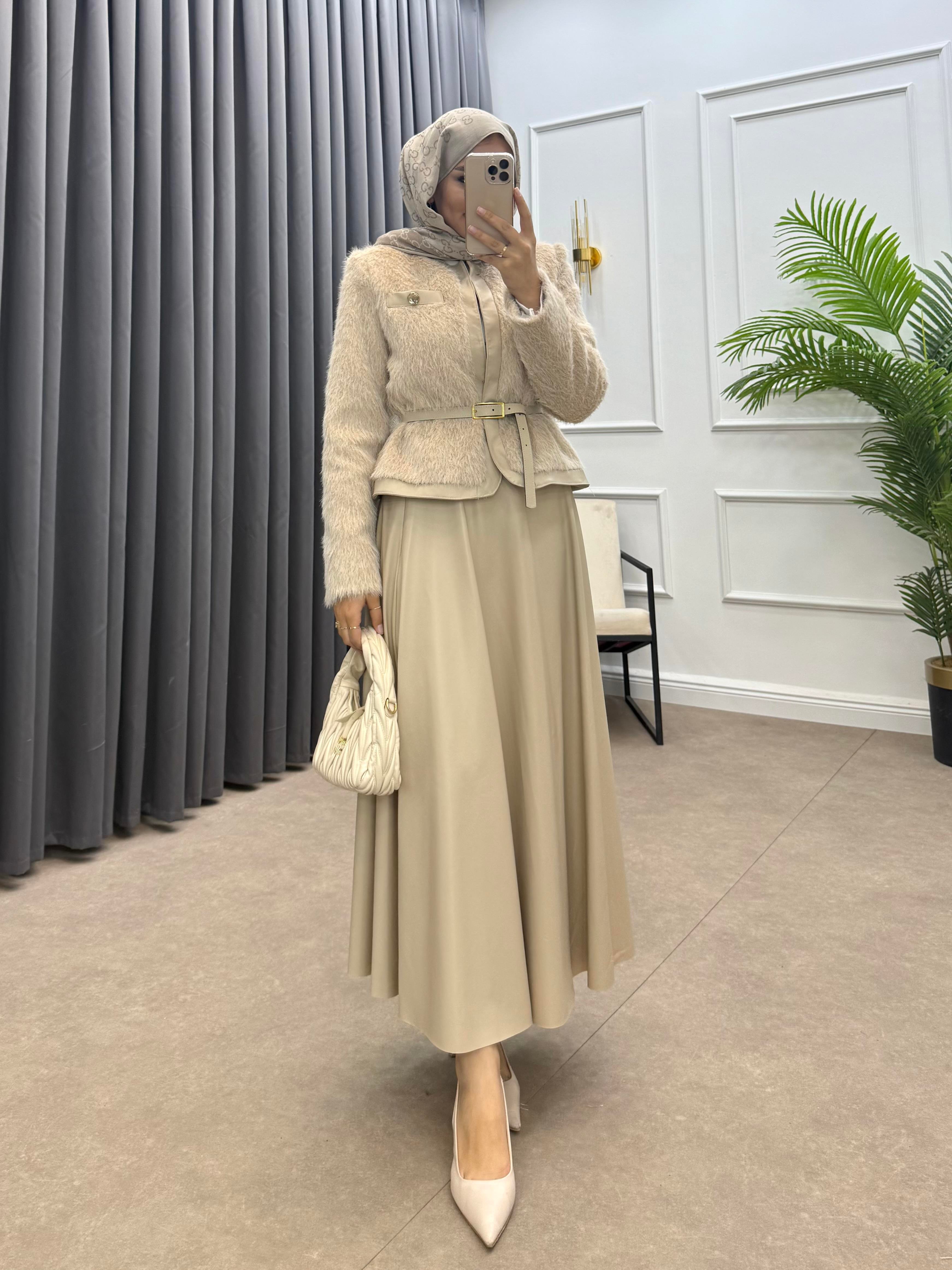 ETEKLİ CEKETLİ TAKIM BEJ