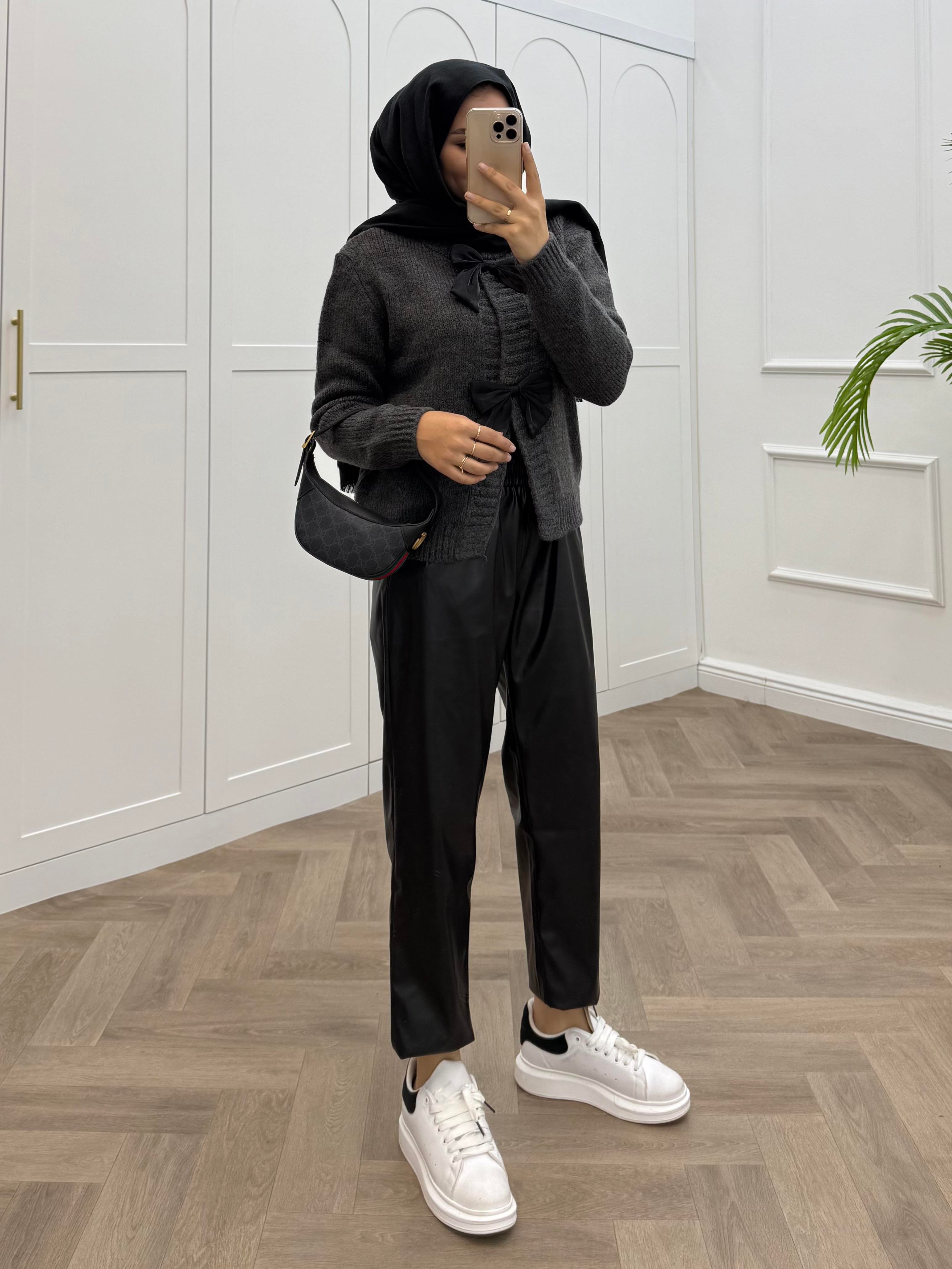 FİYONKLU TRİKO HIRKA FÜME