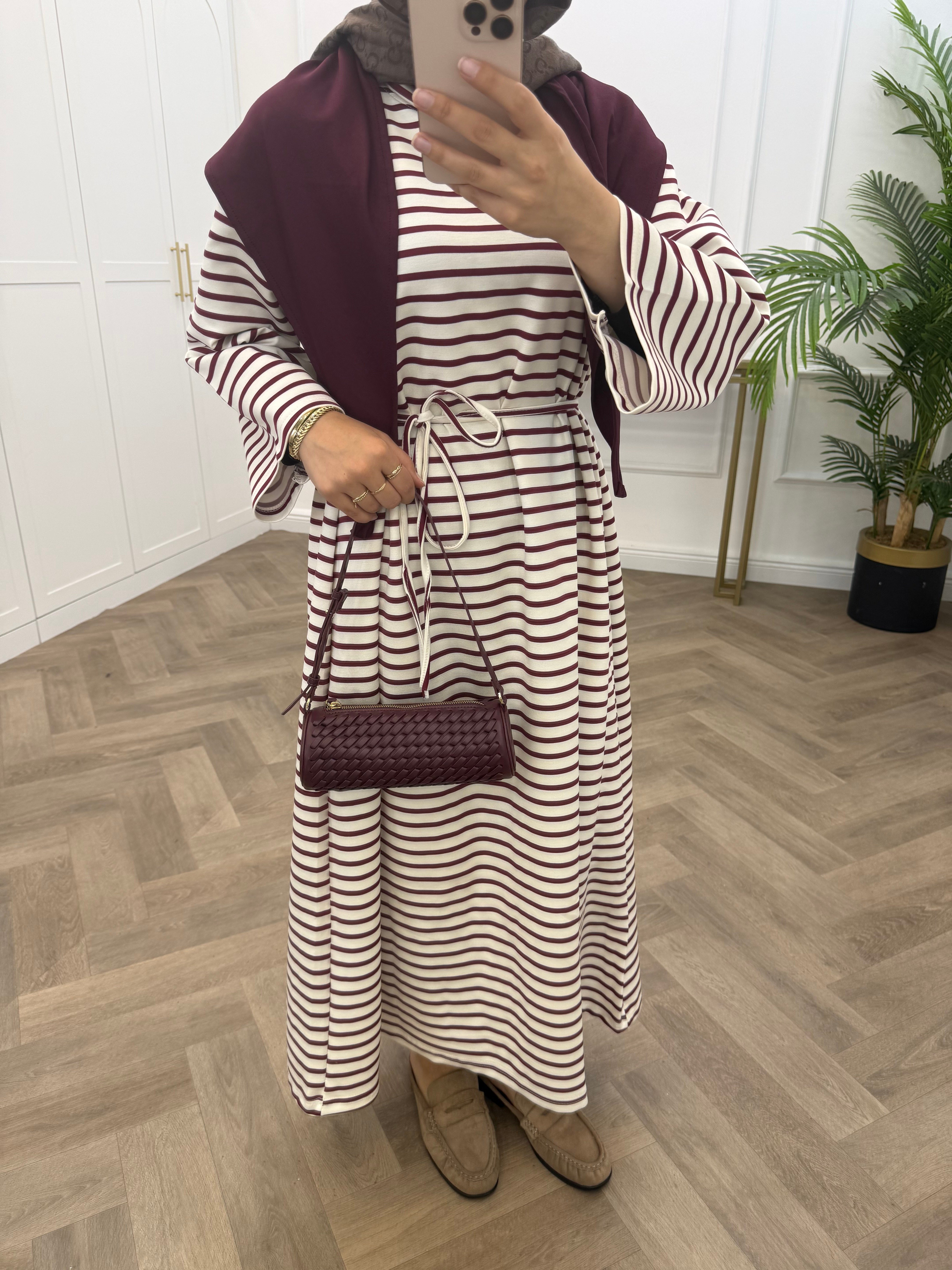 FULARLI ÇİZGİLİ ELBİSE BORDO
