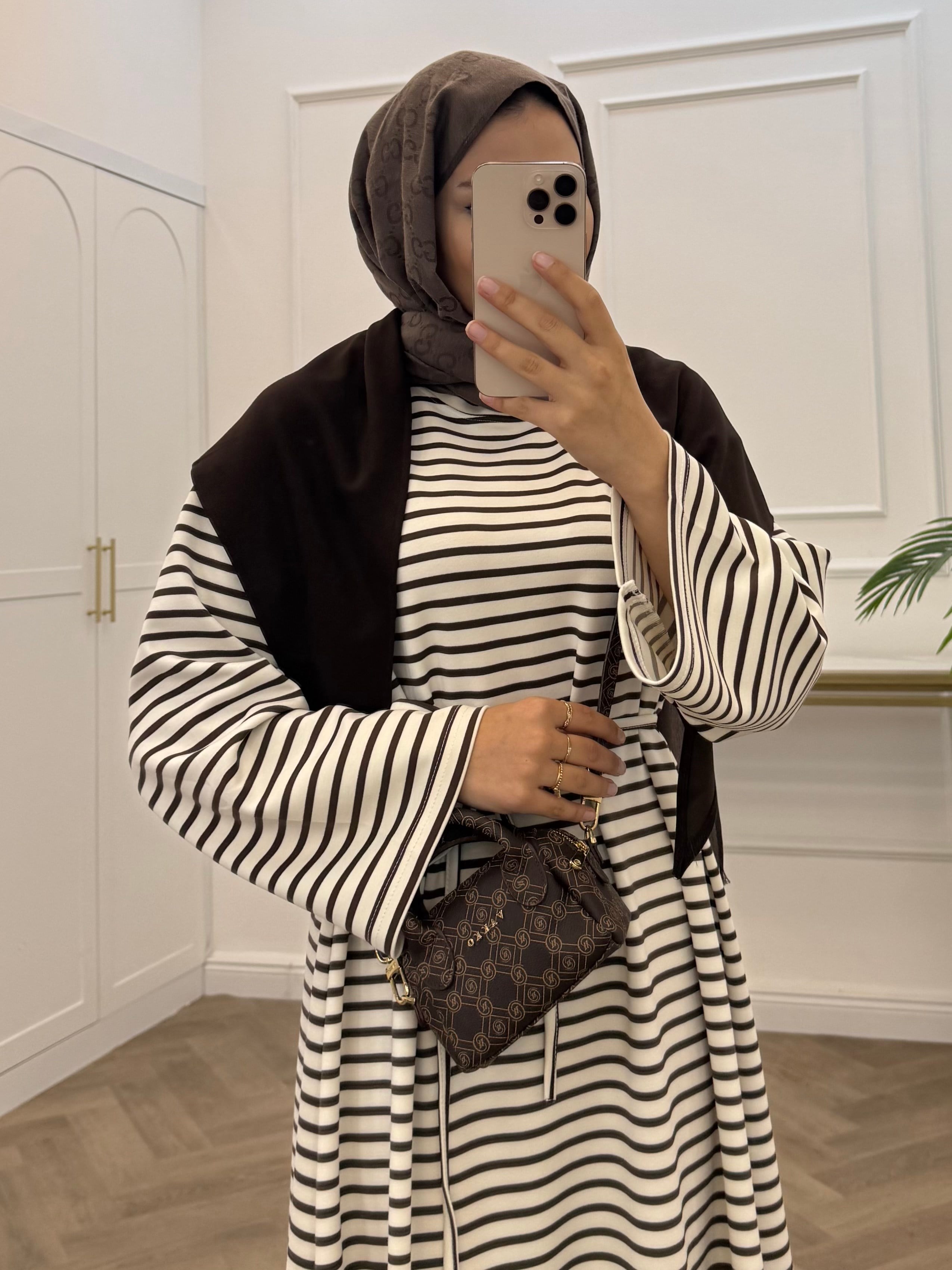 FULARLI ÇİZGİLİ ELBİSE KAHVE