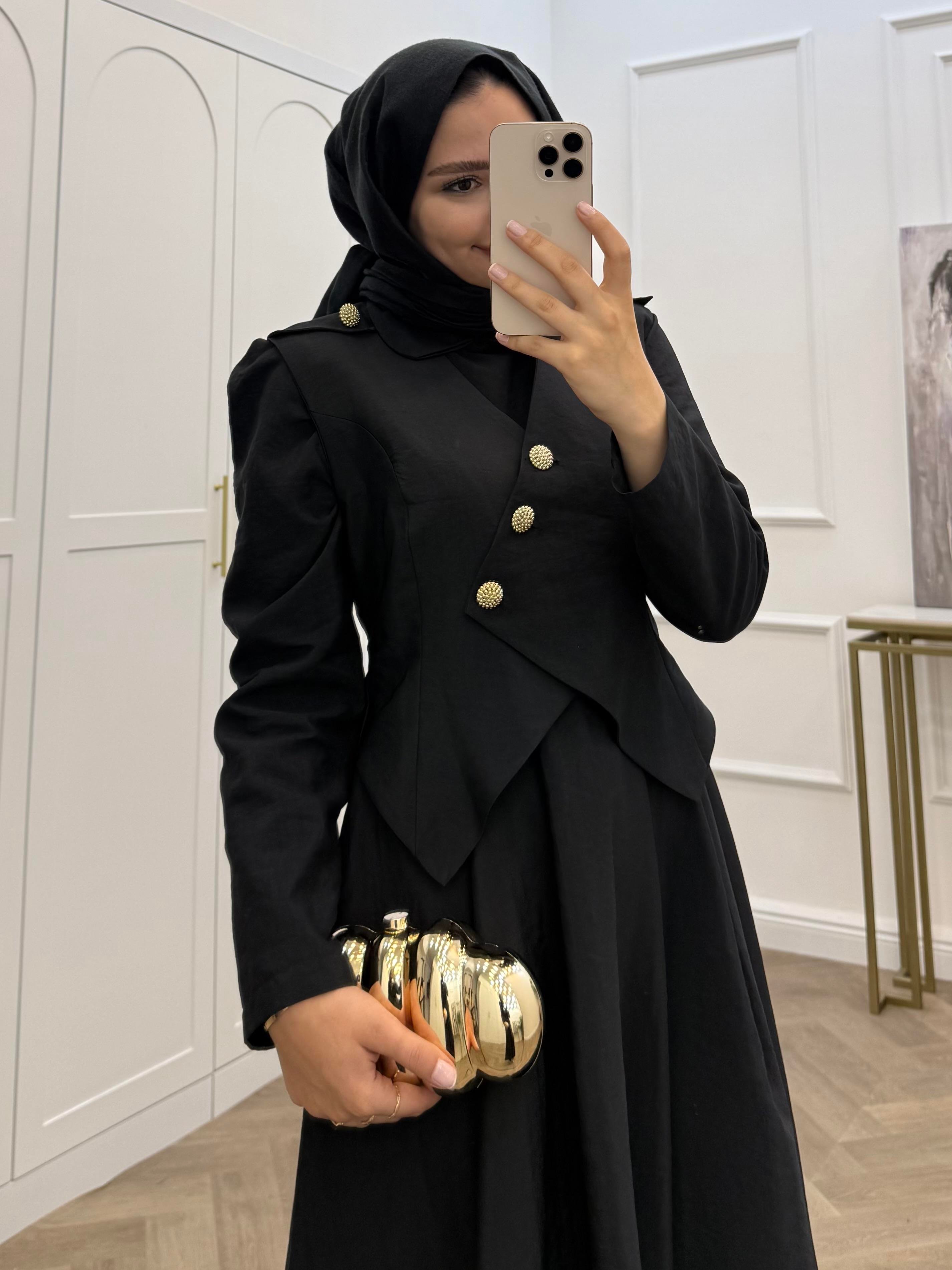 GOLD DÜĞME DETAY YELEKLİ ELBİSE SİYAH