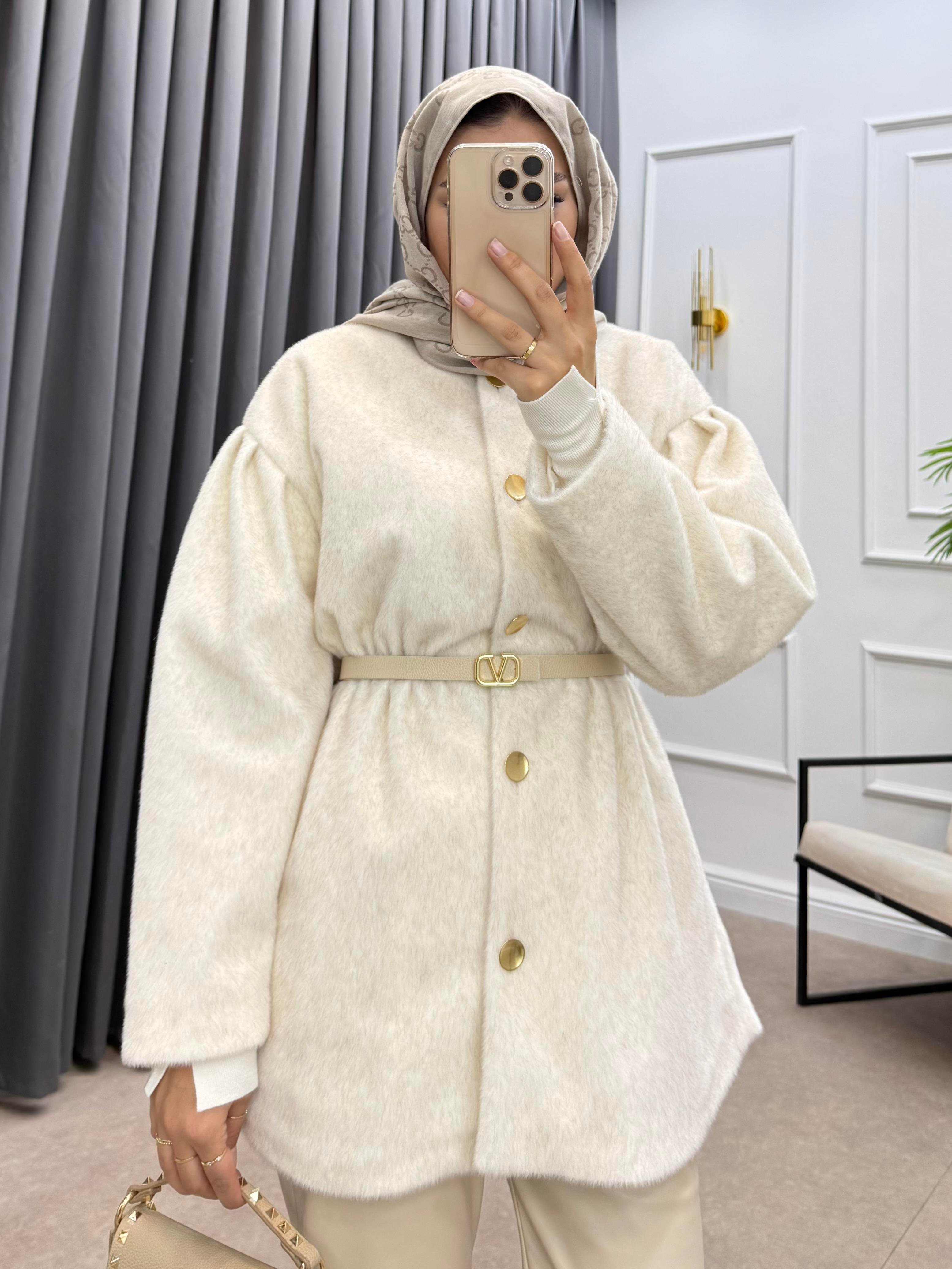 GOLD DÜĞMELİ BELİ LASTİKLİ CEKET EKRU