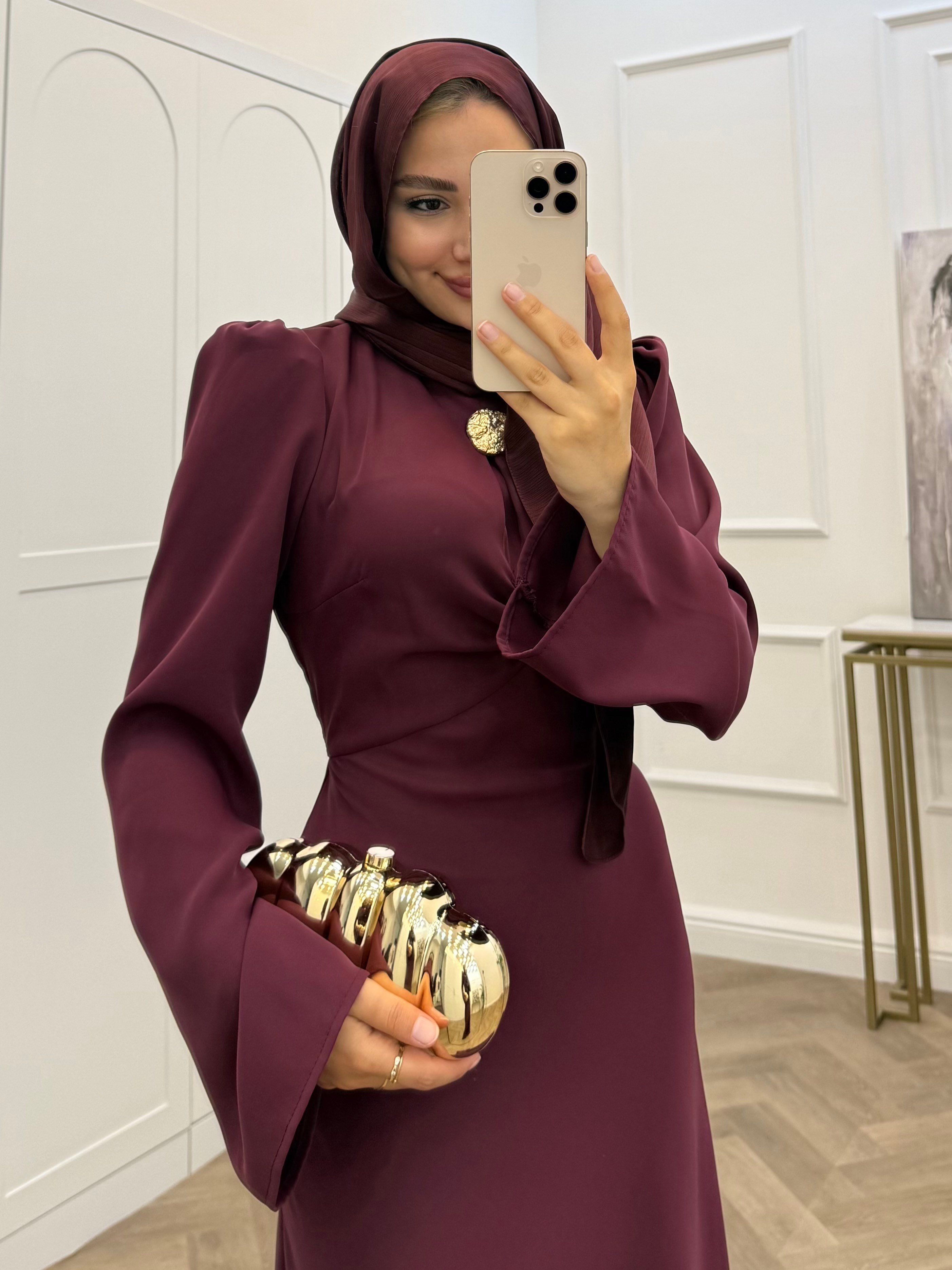 GOLD DÜĞMELİ SATEN ELBİSE BORDO