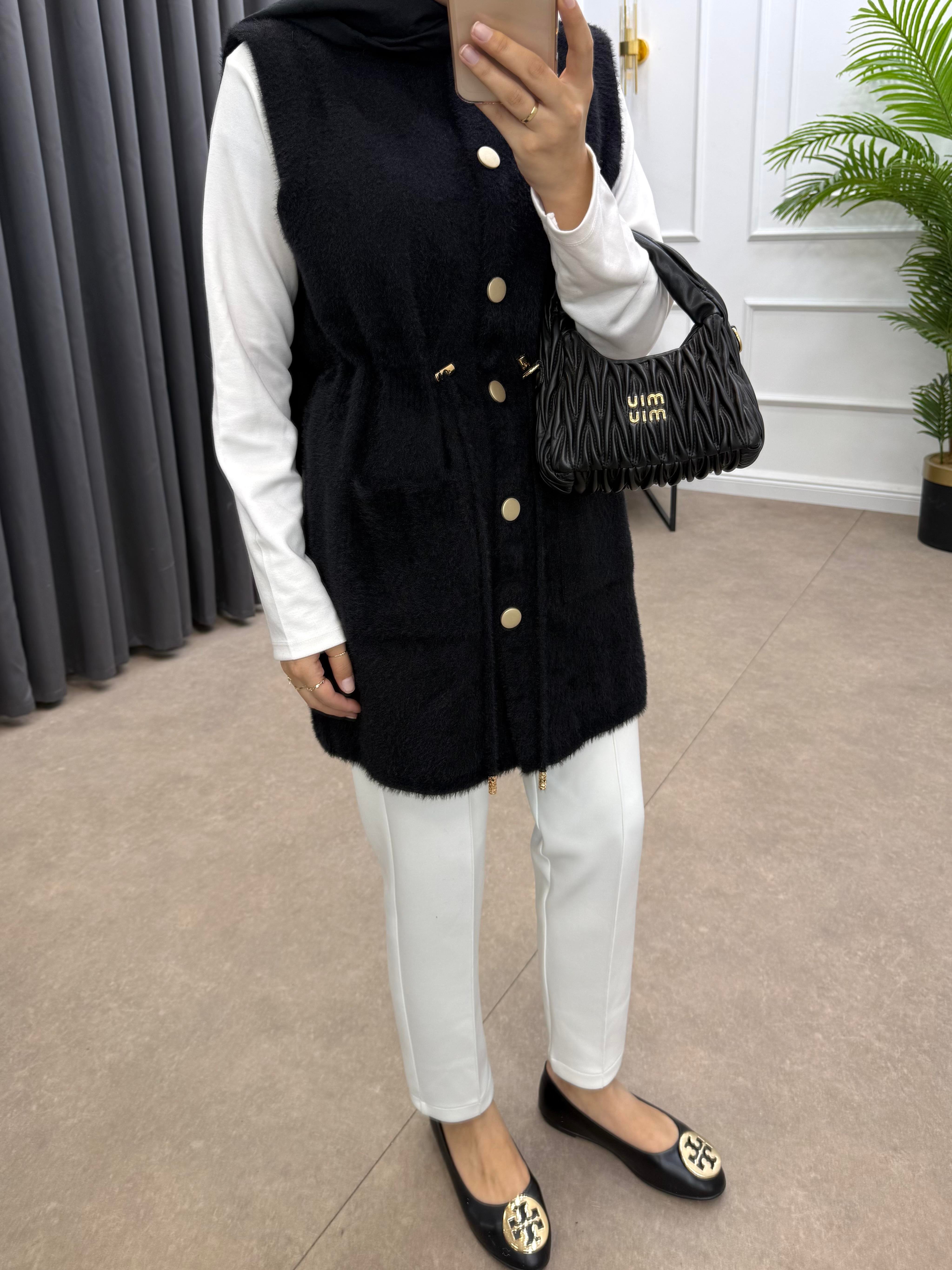 GOLD DÜĞME YELEK SİYAH