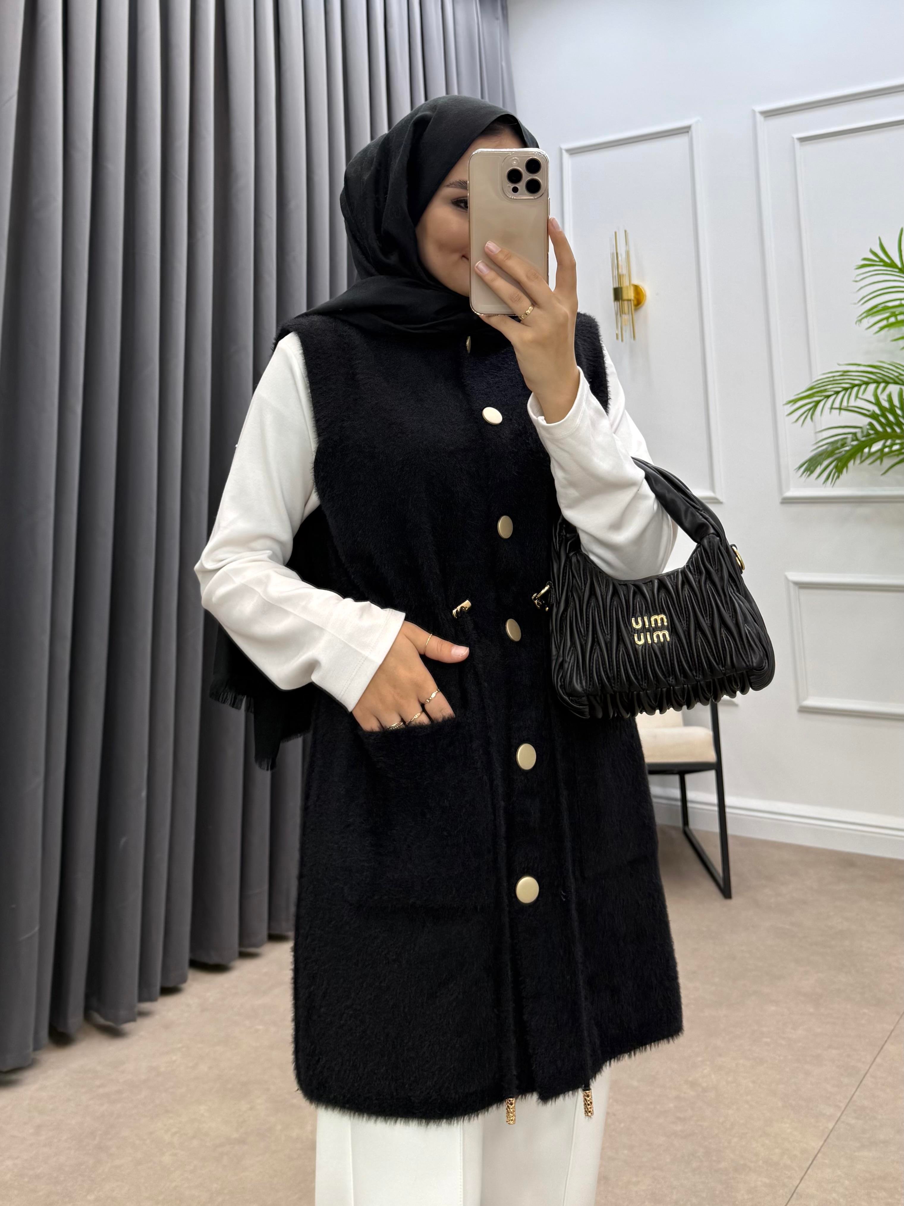 GOLD DÜĞME YELEK SİYAH