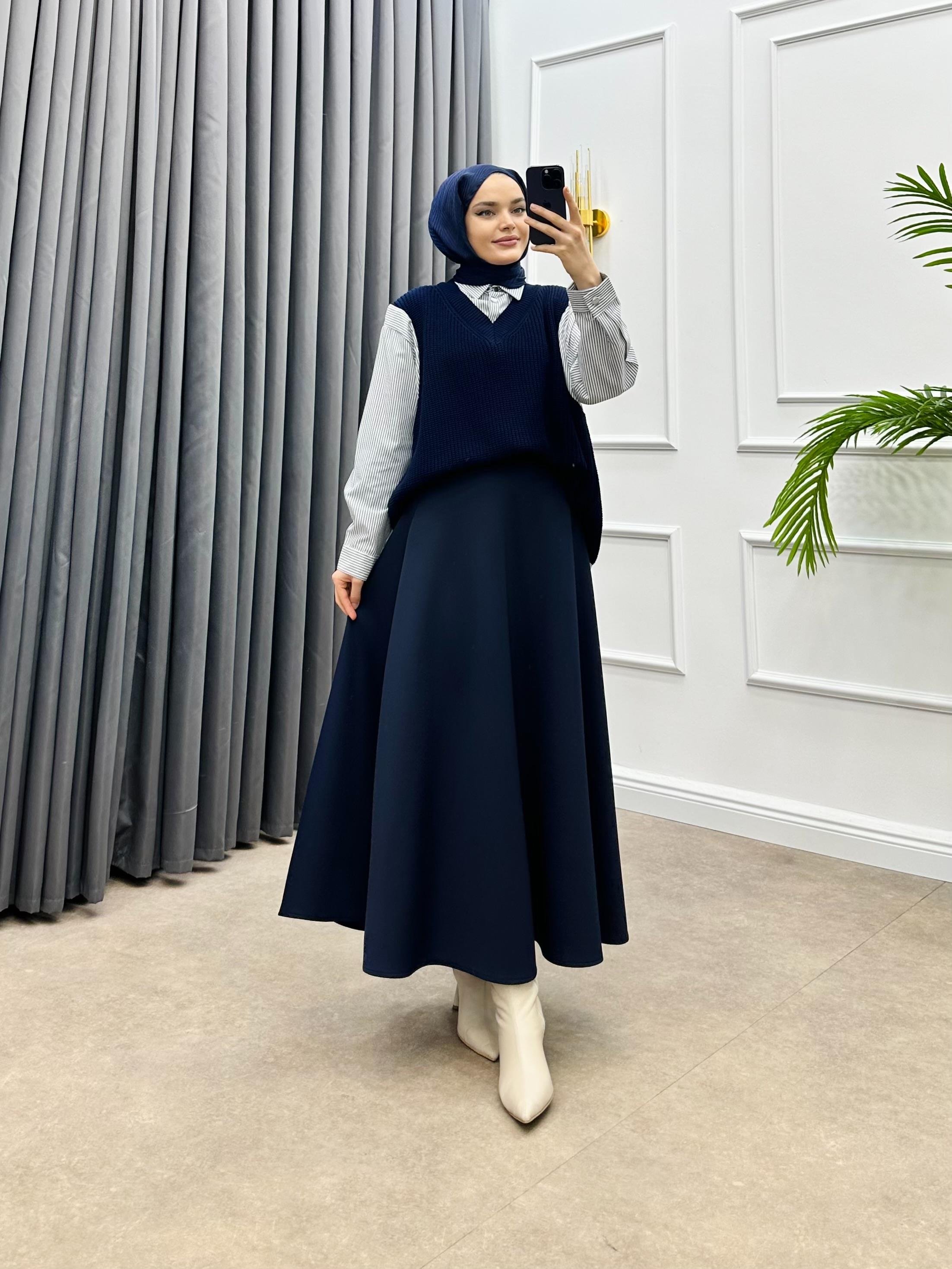 GÖMLEKLİ SÜVETER KAZAK LACİVERT 