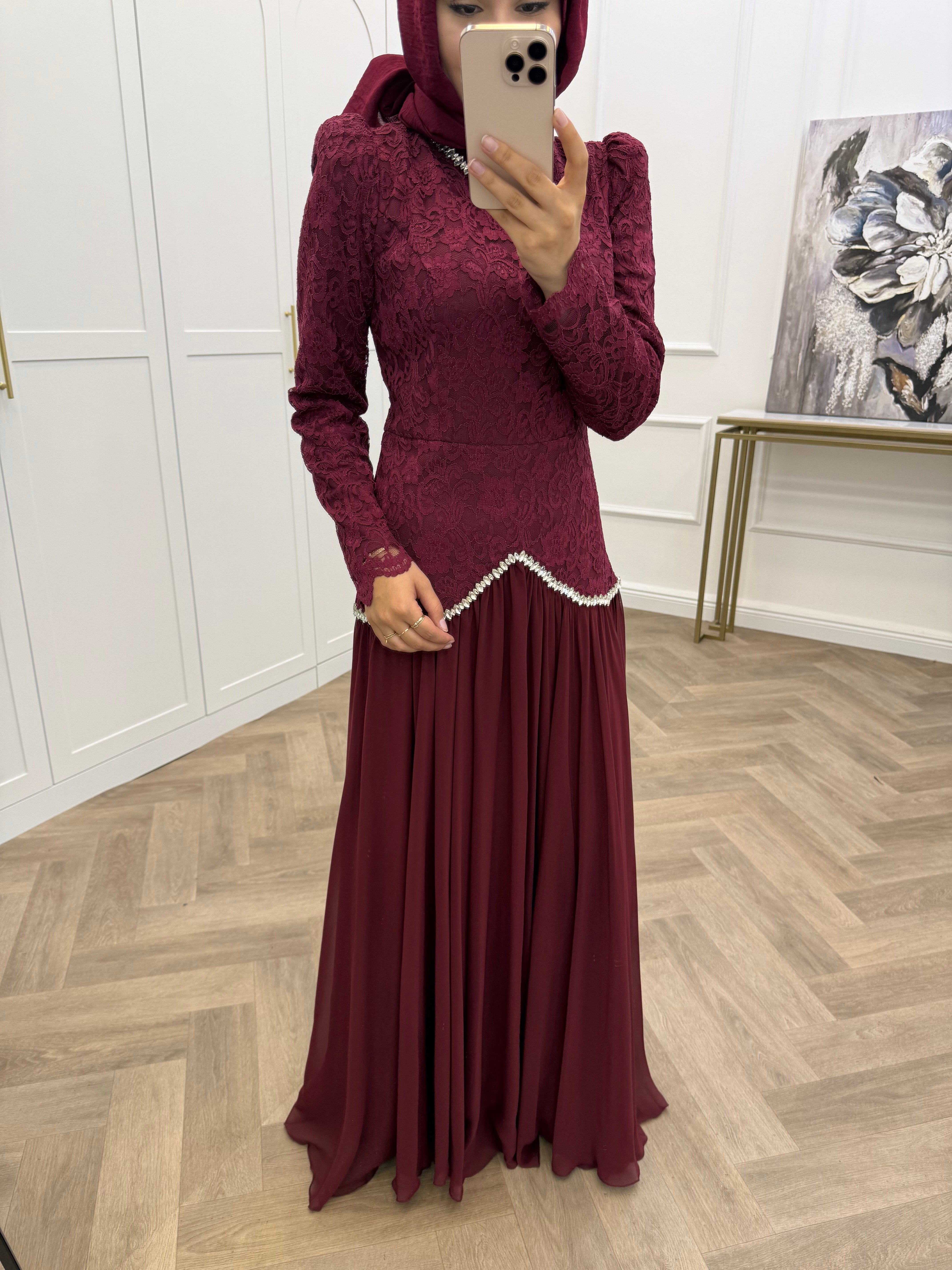 GÜPÜRLÜ ŞİFON ETEKLİ ABİYE BORDO