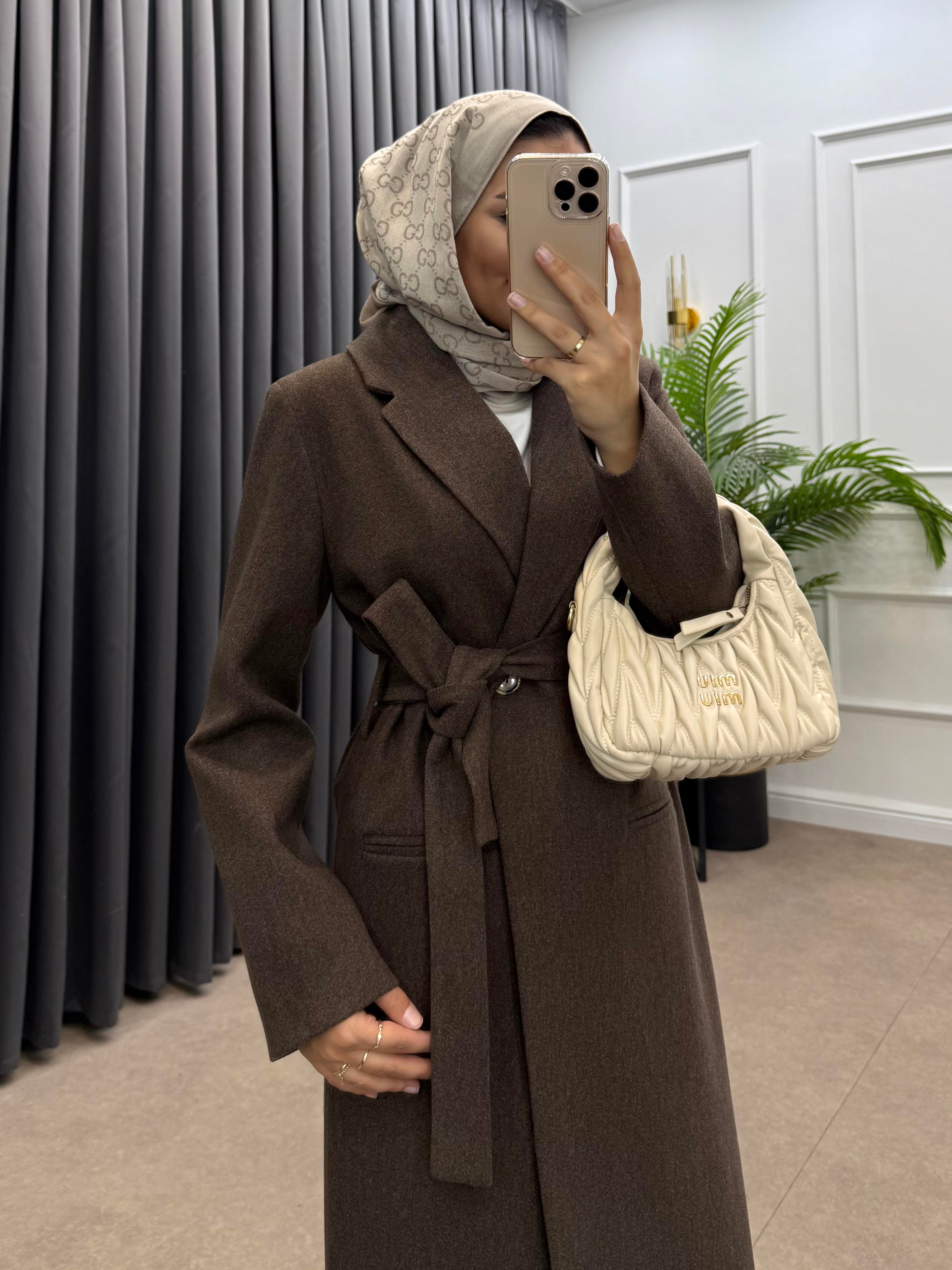 İKİ DÜĞMELİ KAŞE KABAN KAHVE