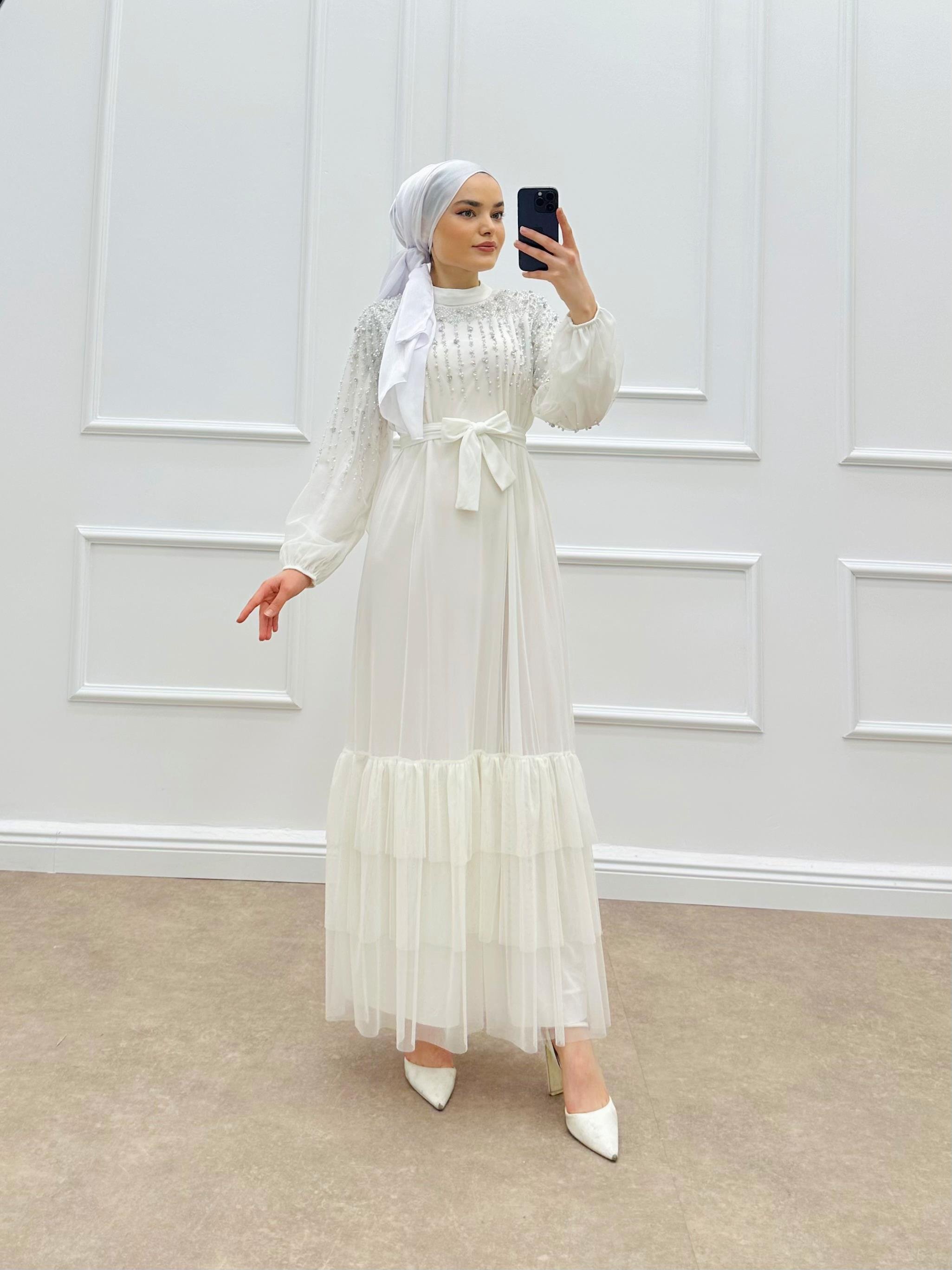 İNCİ DETAYLI TÜL ELBİSE BEYAZ