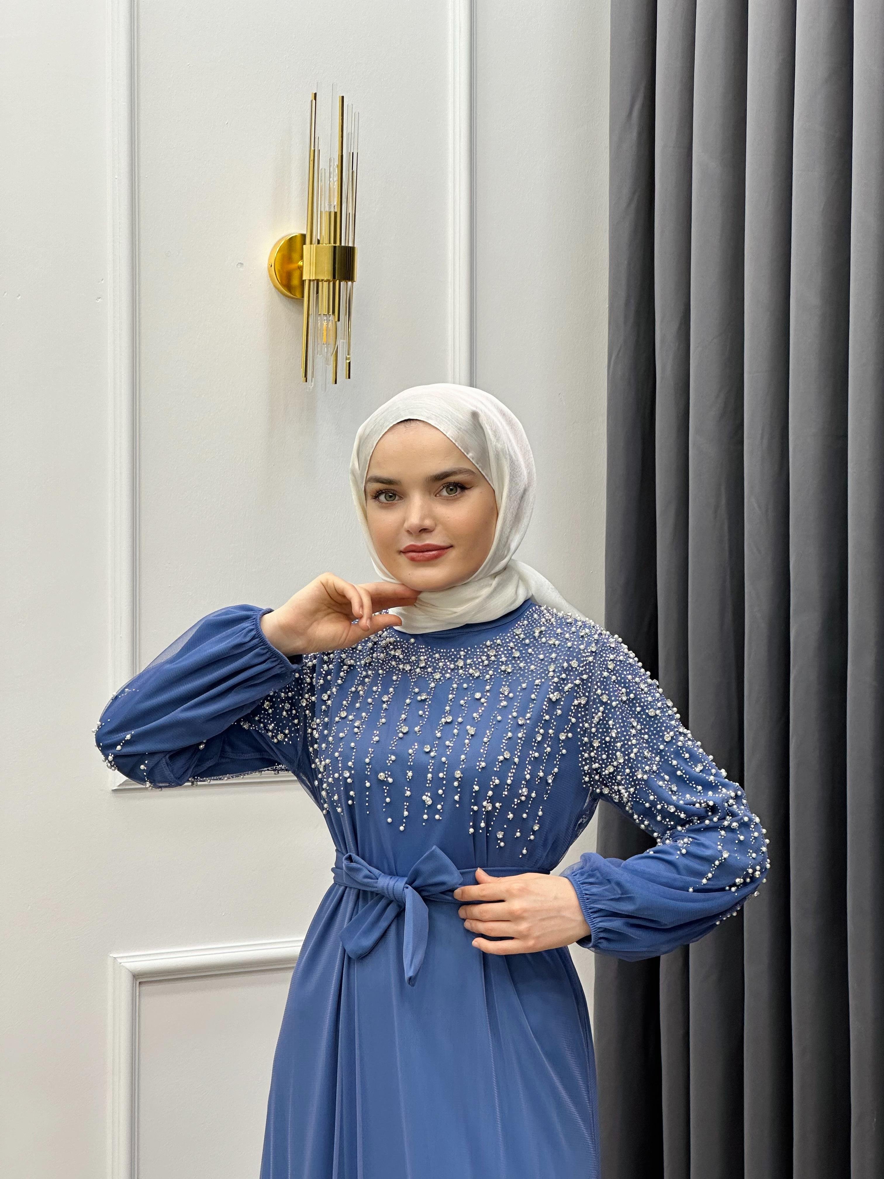 İNCİ DETAYLI TÜL ELBİSE İNDİGO