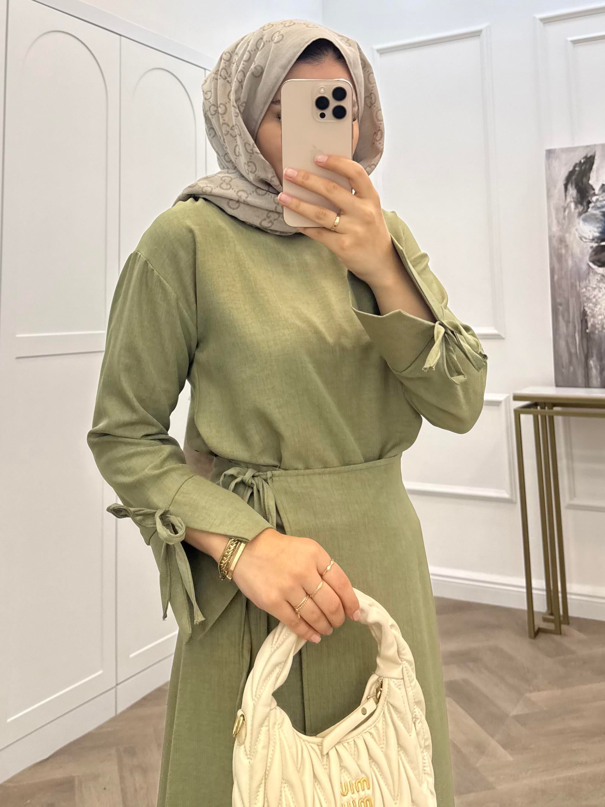 İP BAĞLAMALI BASİC ETEKLİ TAKIM HAKİ