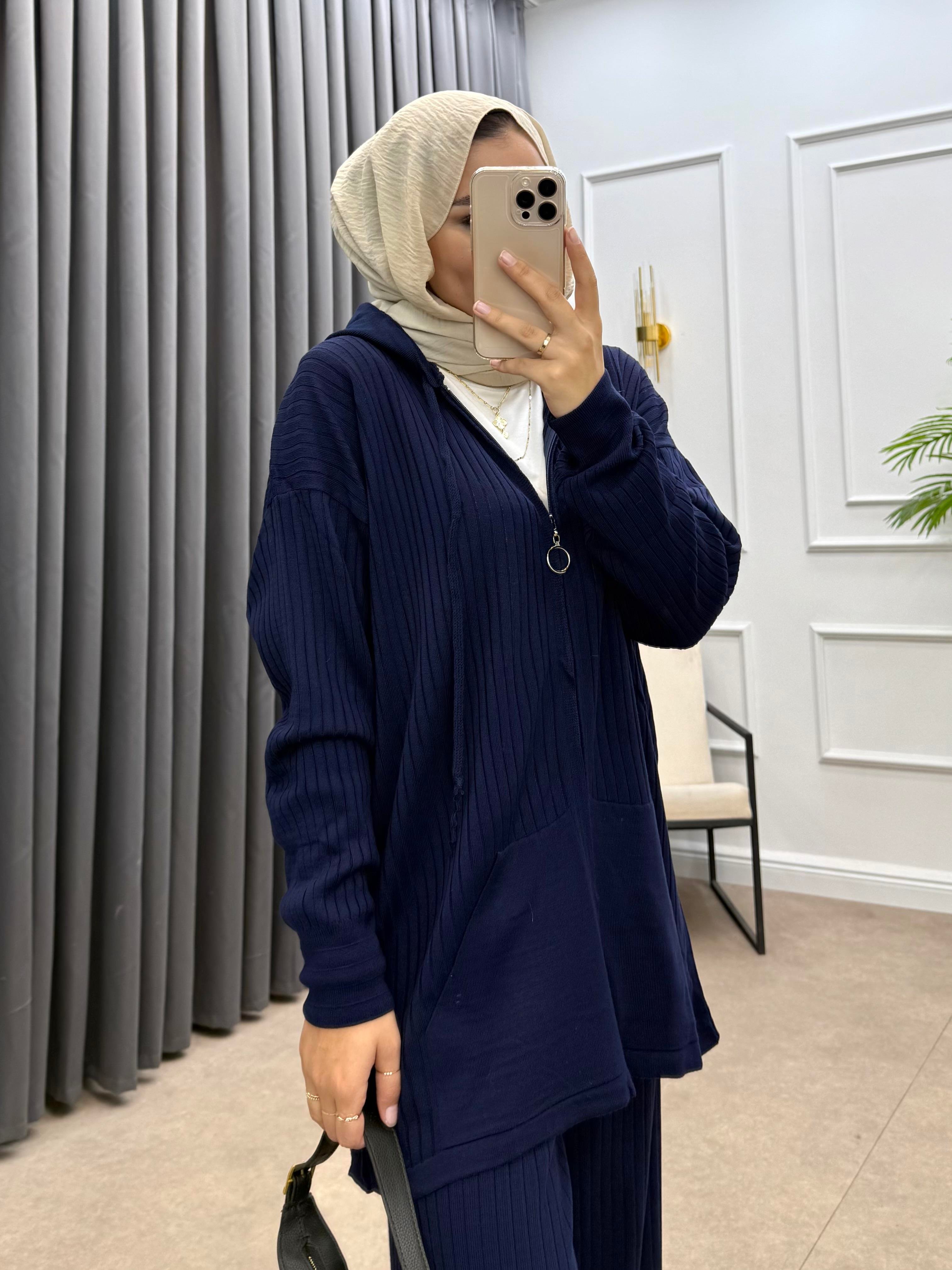 KAPÜŞONLU CEPLİ TRİKO TAKIM LACİVERT