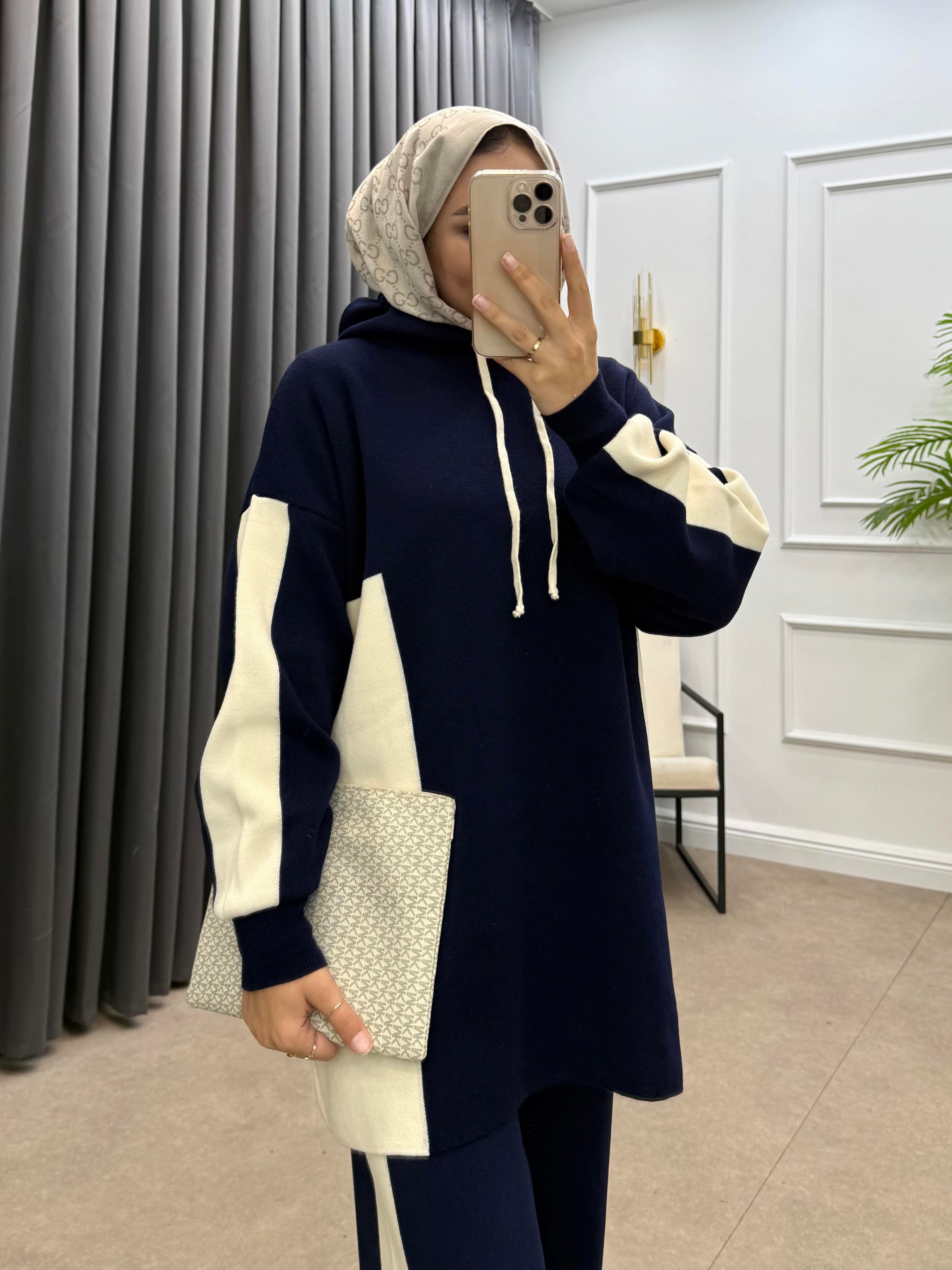 KAPÜŞONLU ŞERİTLİ TRİKO TAKIM LACİVERT