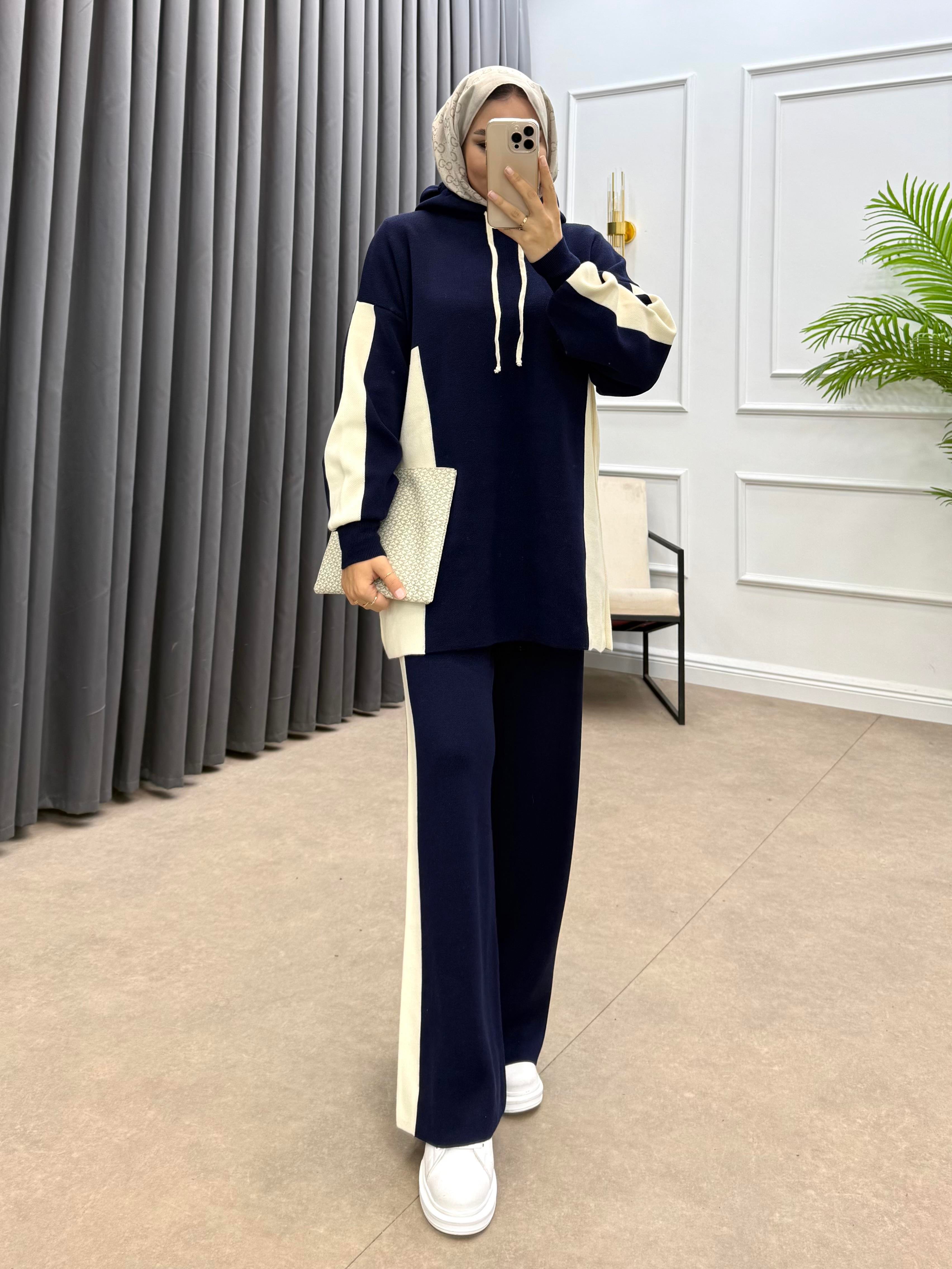 KAPÜŞONLU ŞERİTLİ TRİKO TAKIM LACİVERT