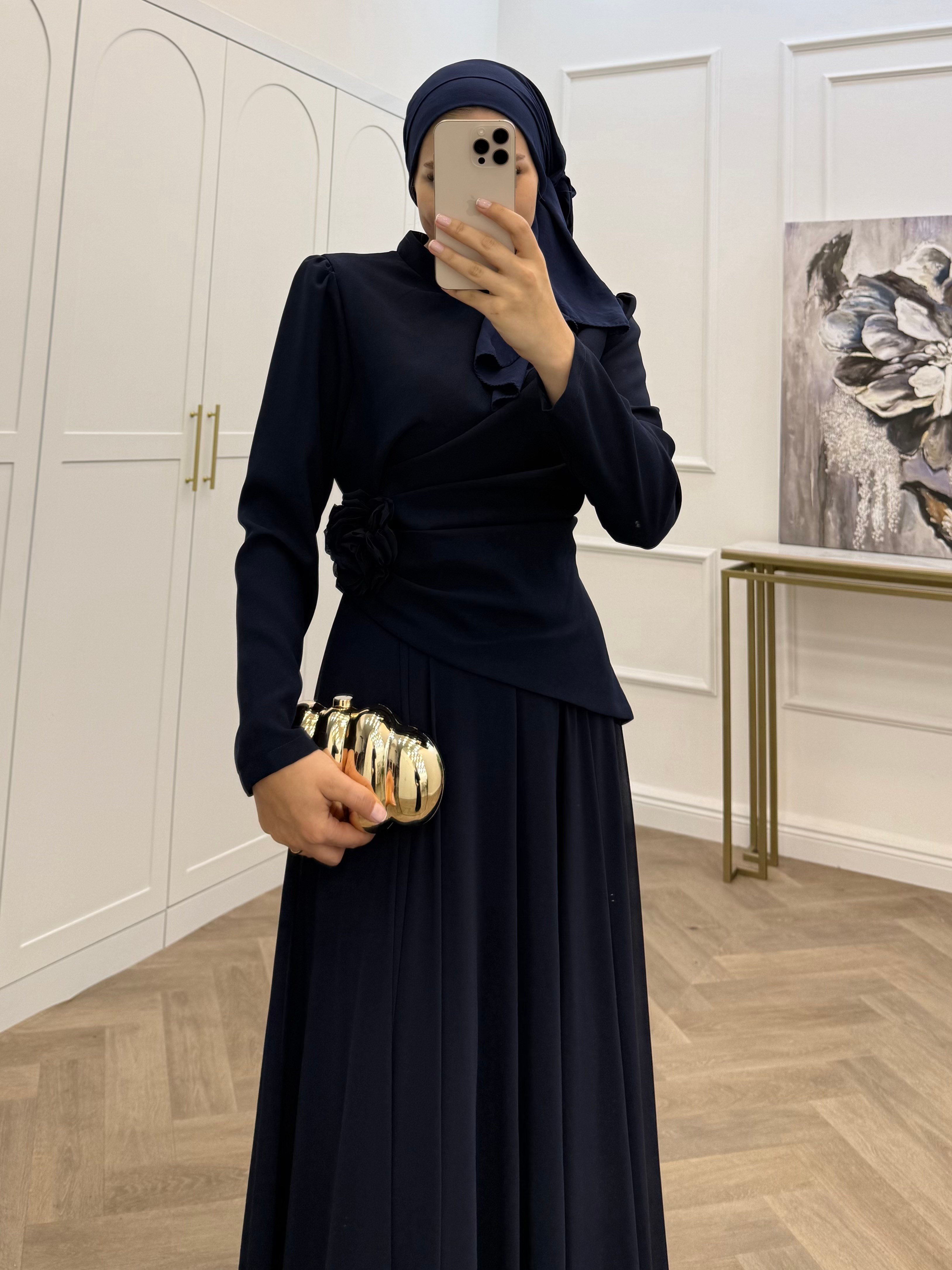 KAYA GÜL DETAYLI ABİYE LACİVERT