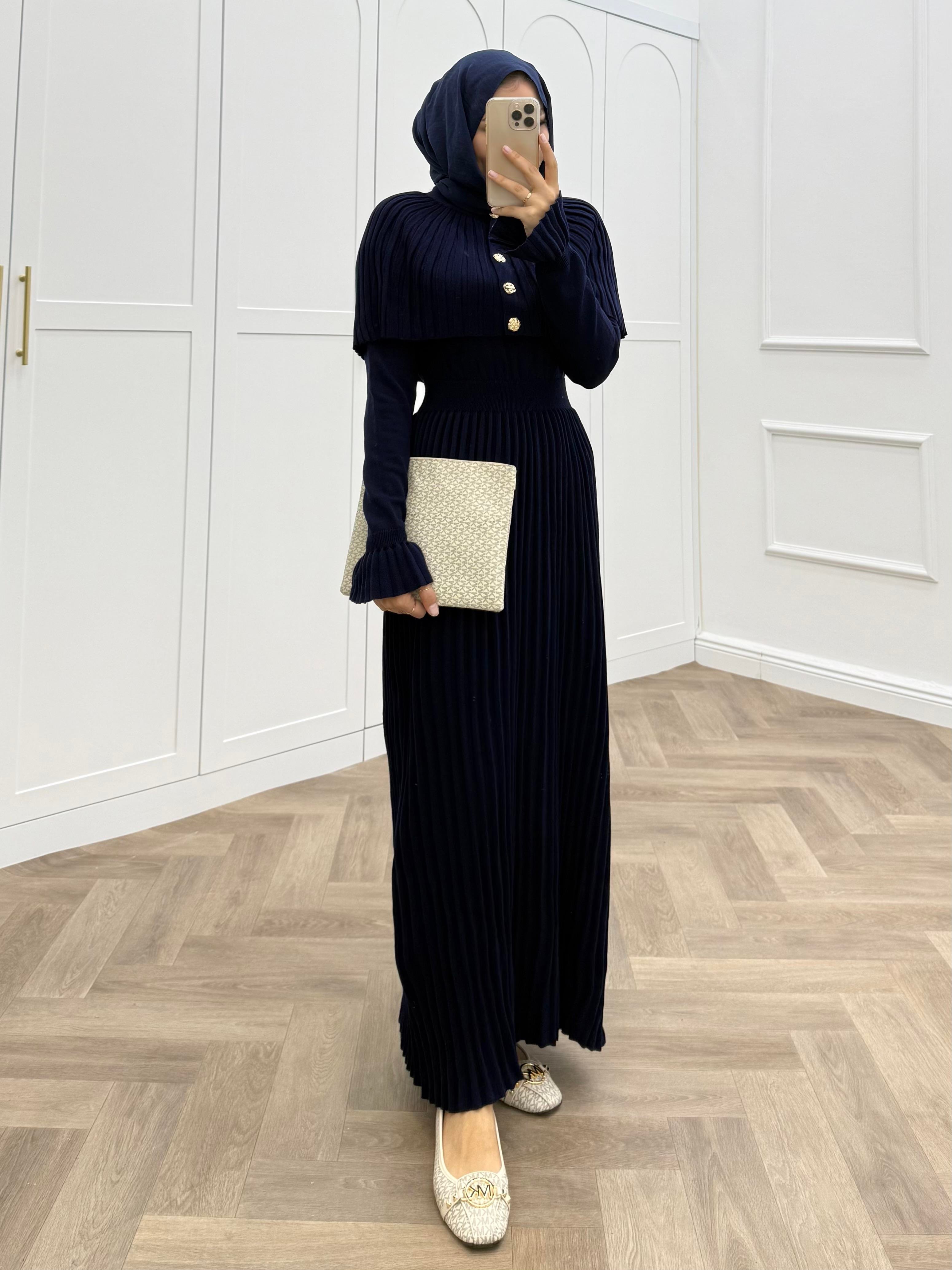 KELEBEK PELERİNLİ TAKIM ELBİSE LACİVERT