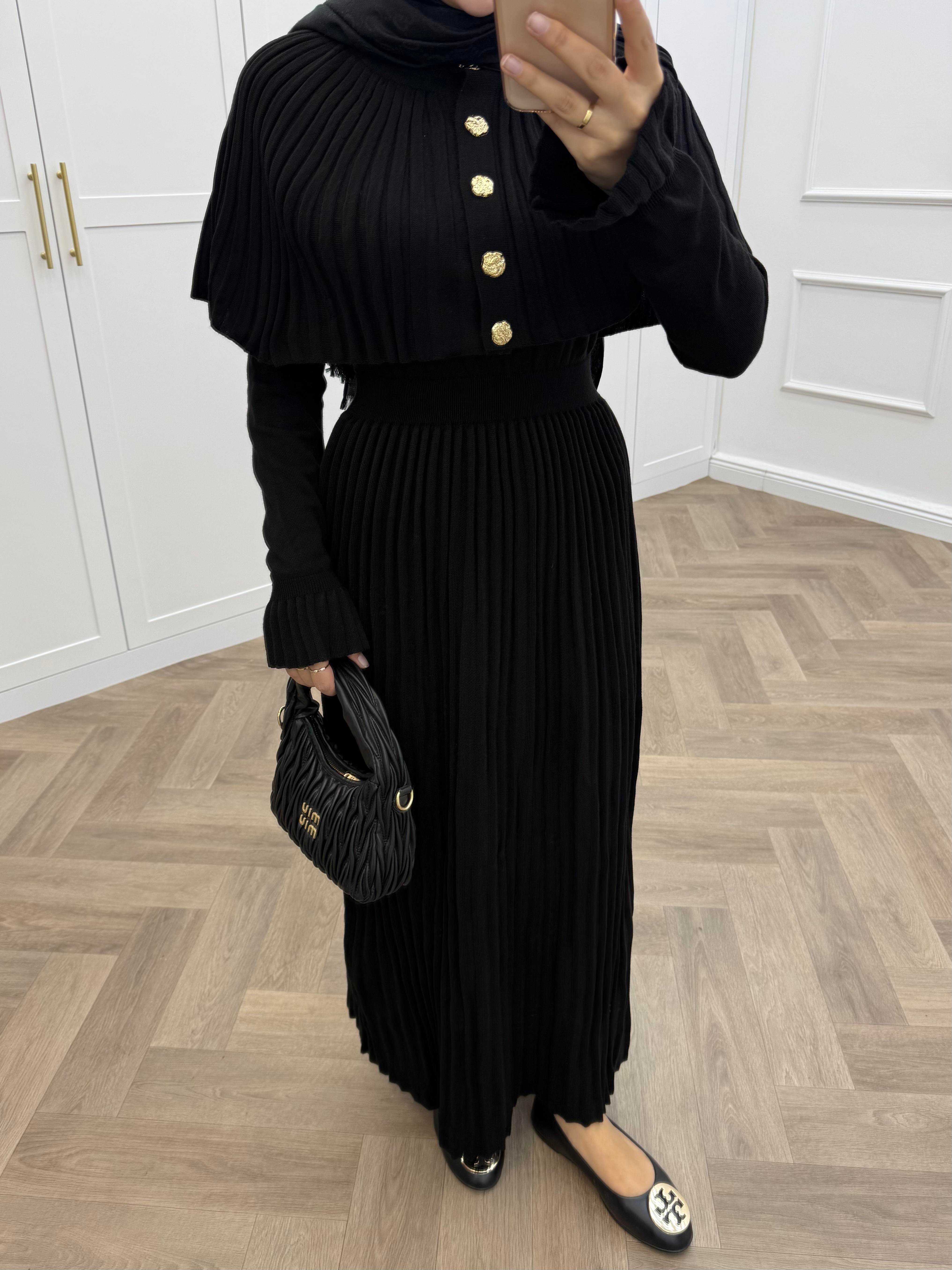 KELEBEK PELERİNLİ TAKIM ELBİSE SİYAH