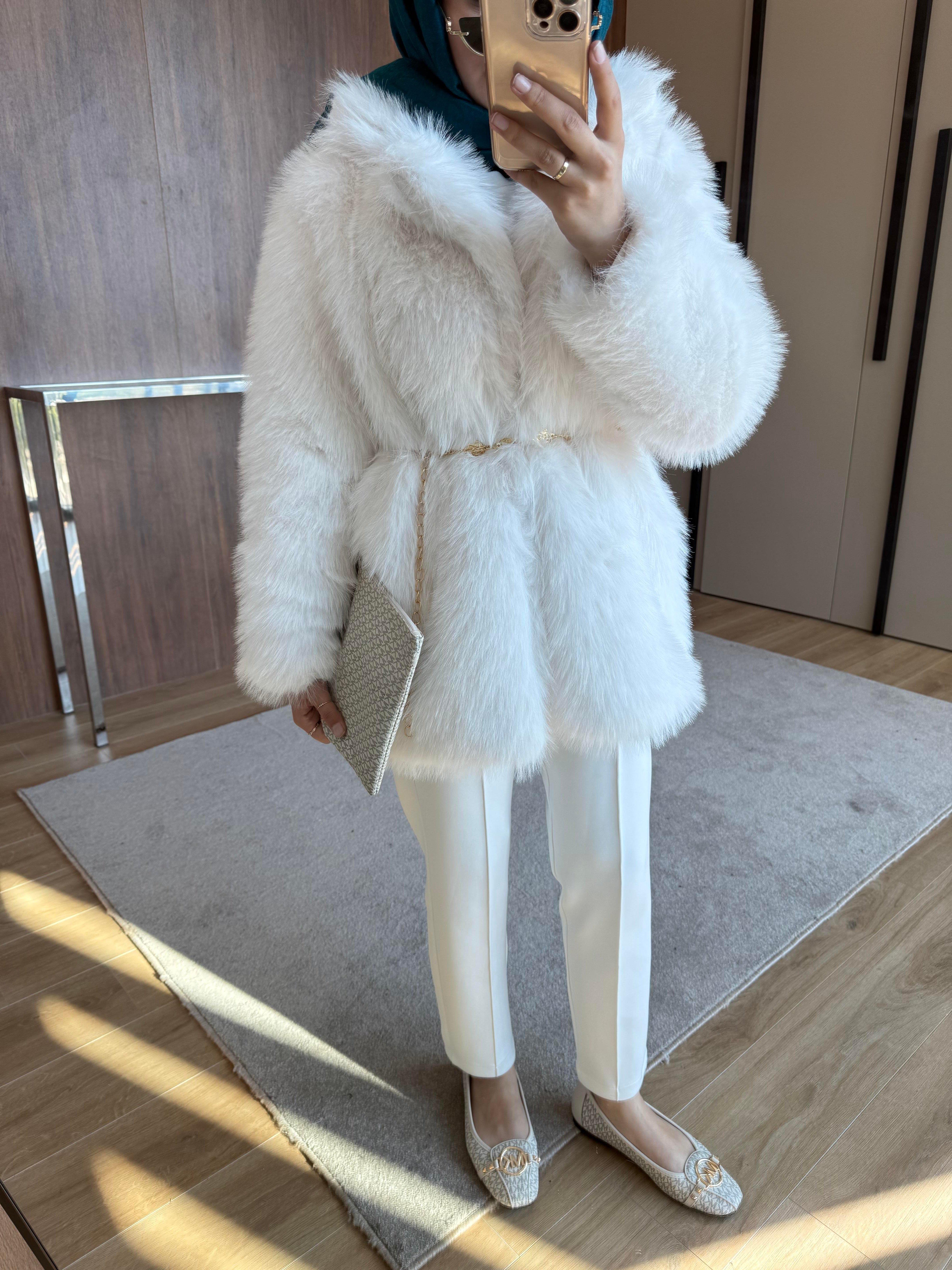 KEMER BEL DETAYLI ŞAL YAKA KÜRK BEYAZ