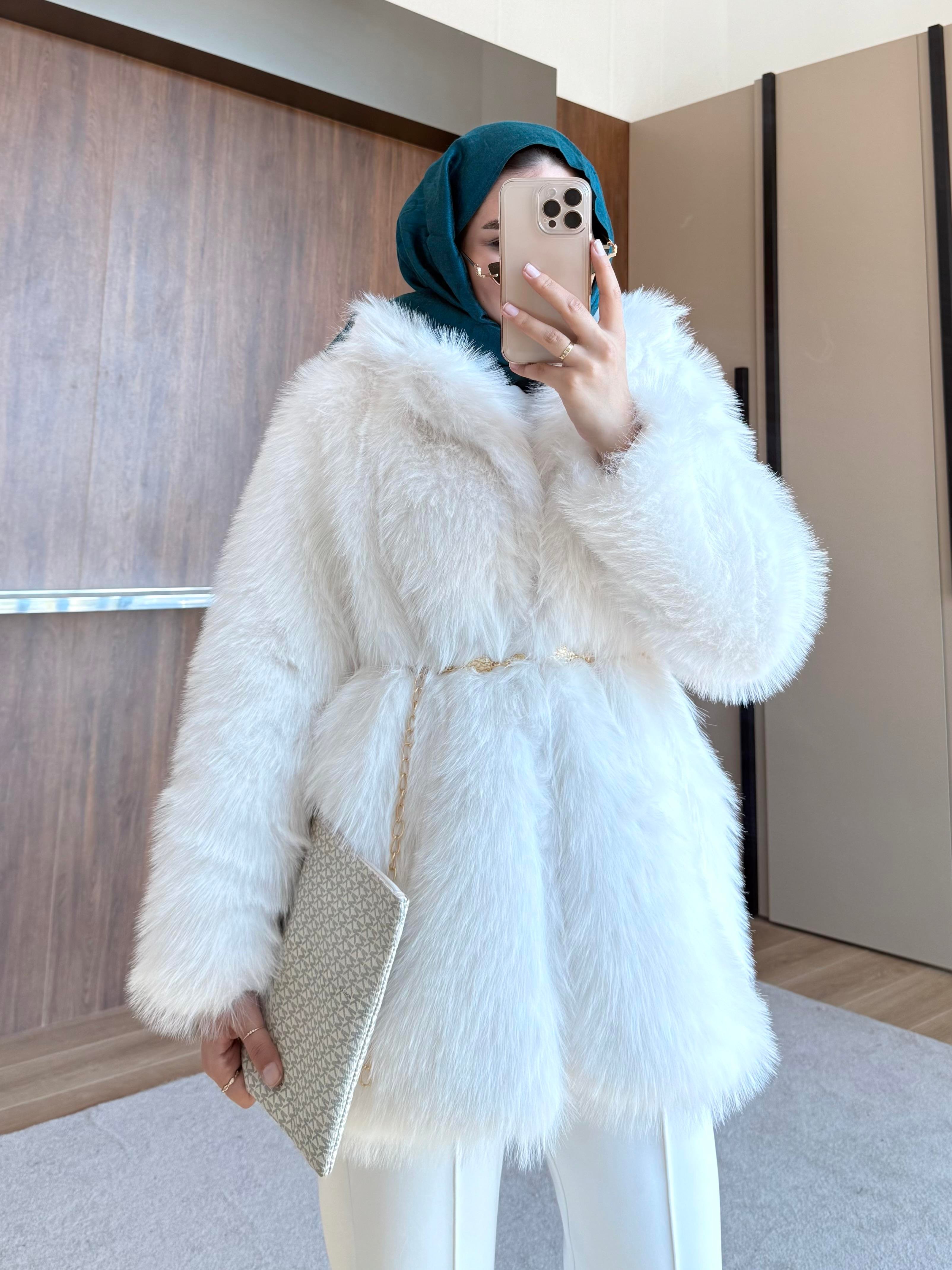 KEMER BEL DETAYLI ŞAL YAKA KÜRK BEYAZ