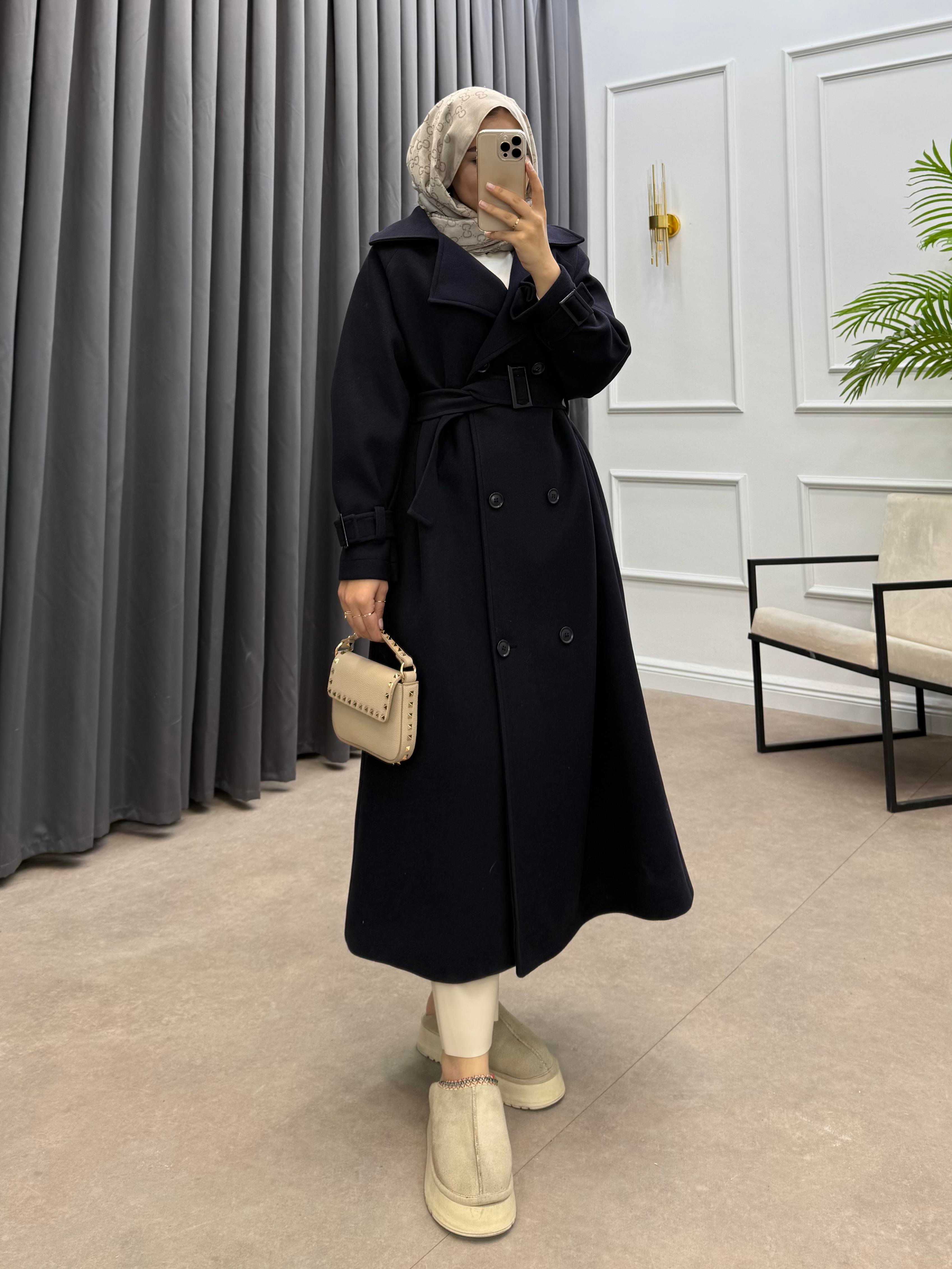 KOL APOLETLİ KAŞE KABAN LACİVERT