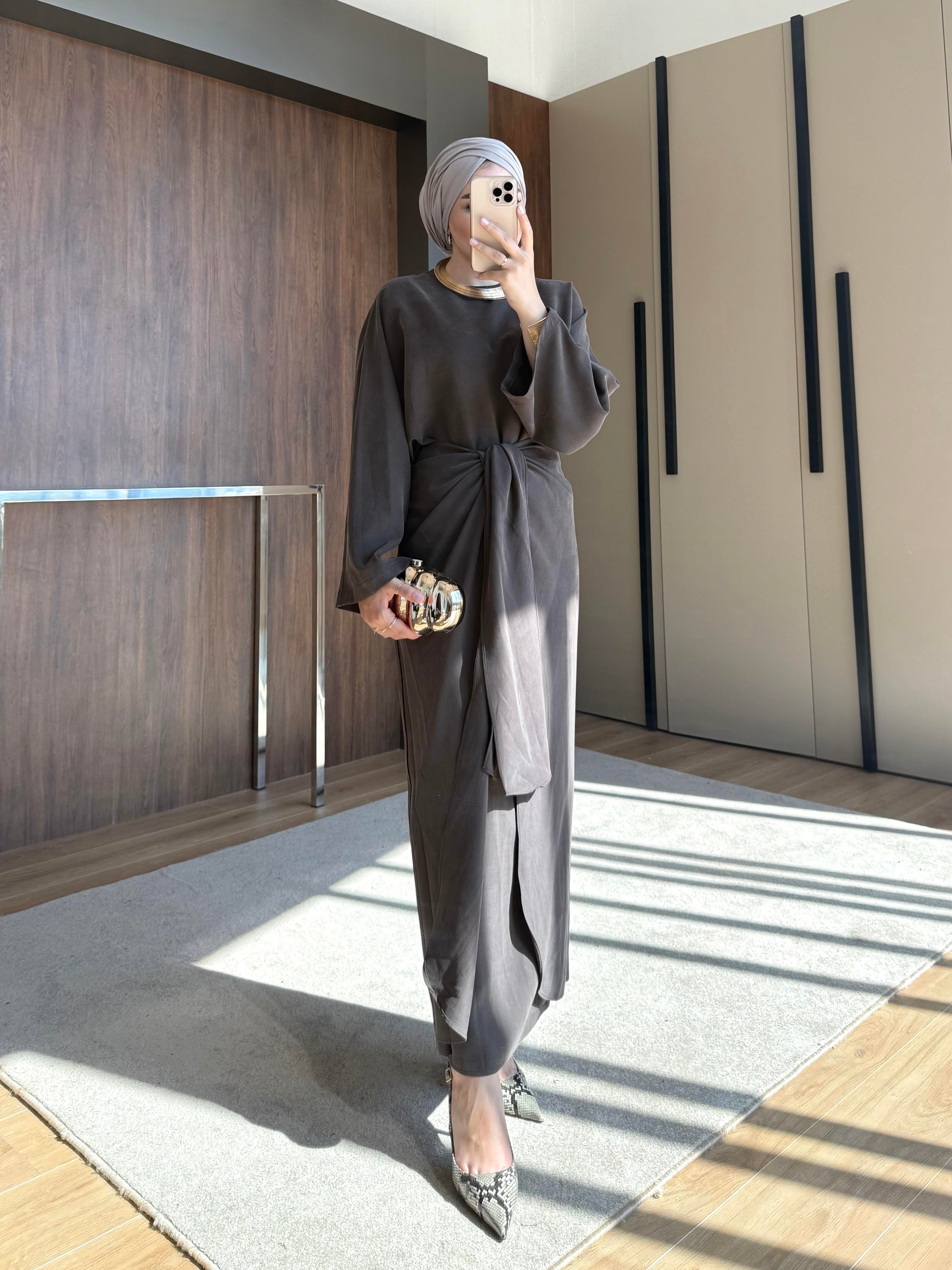 KURDELE DETAY ETEKLİ TAKIM KAHVE