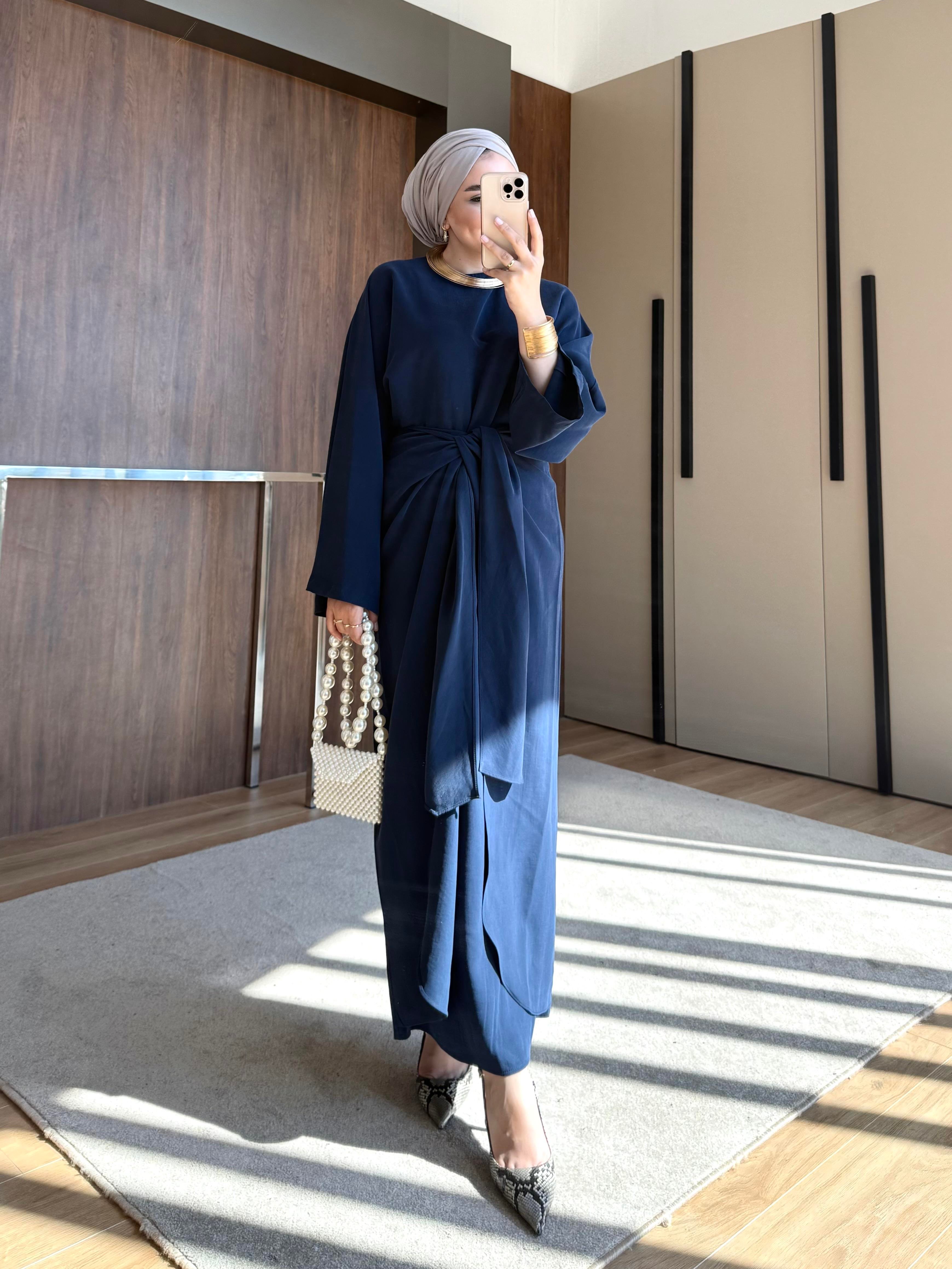 KURDELE DETAY ETEKLİ TAKIM LACİVERT