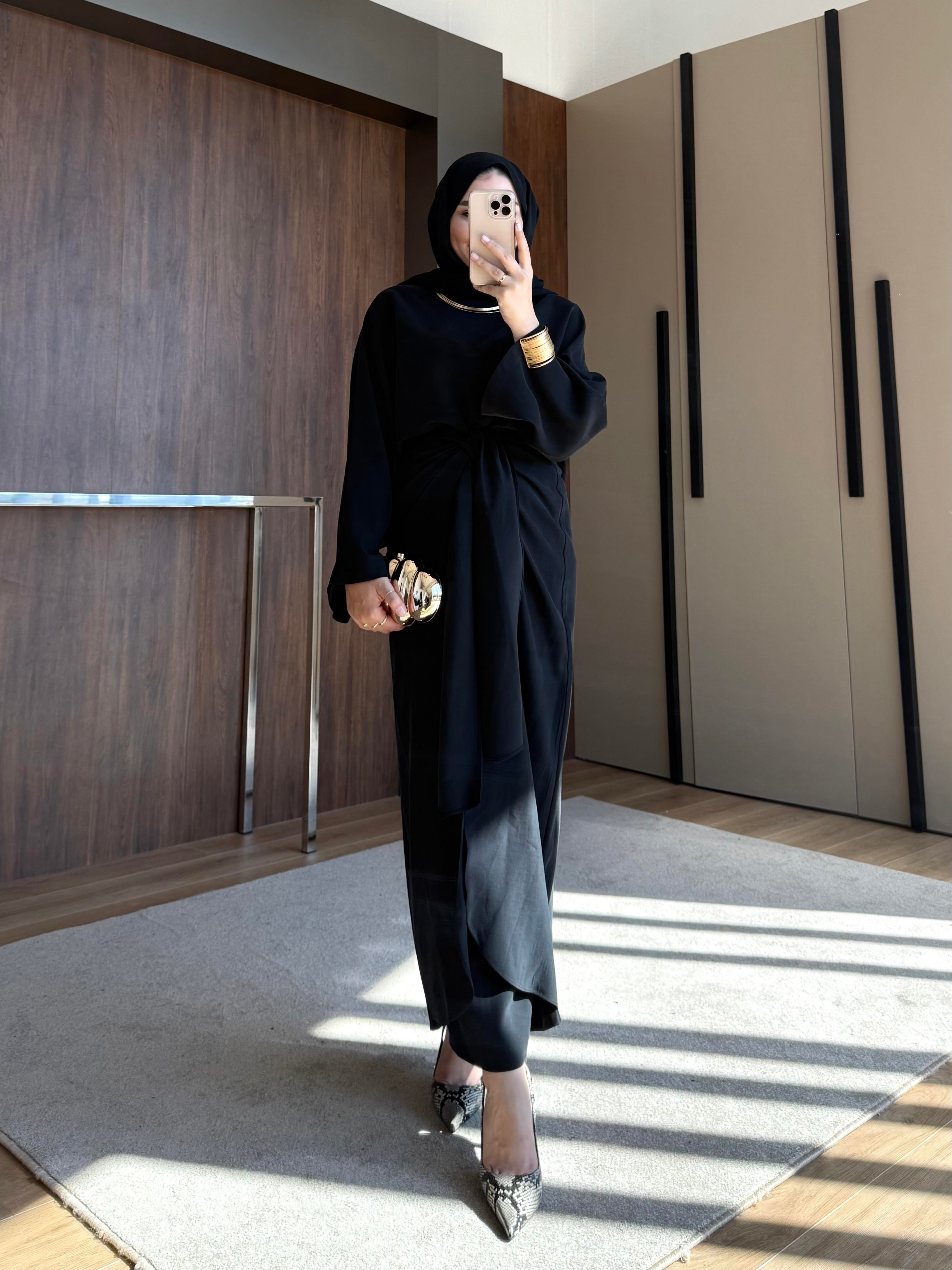 KURDELE DETAY ETEKLİ TAKIM SİYAH