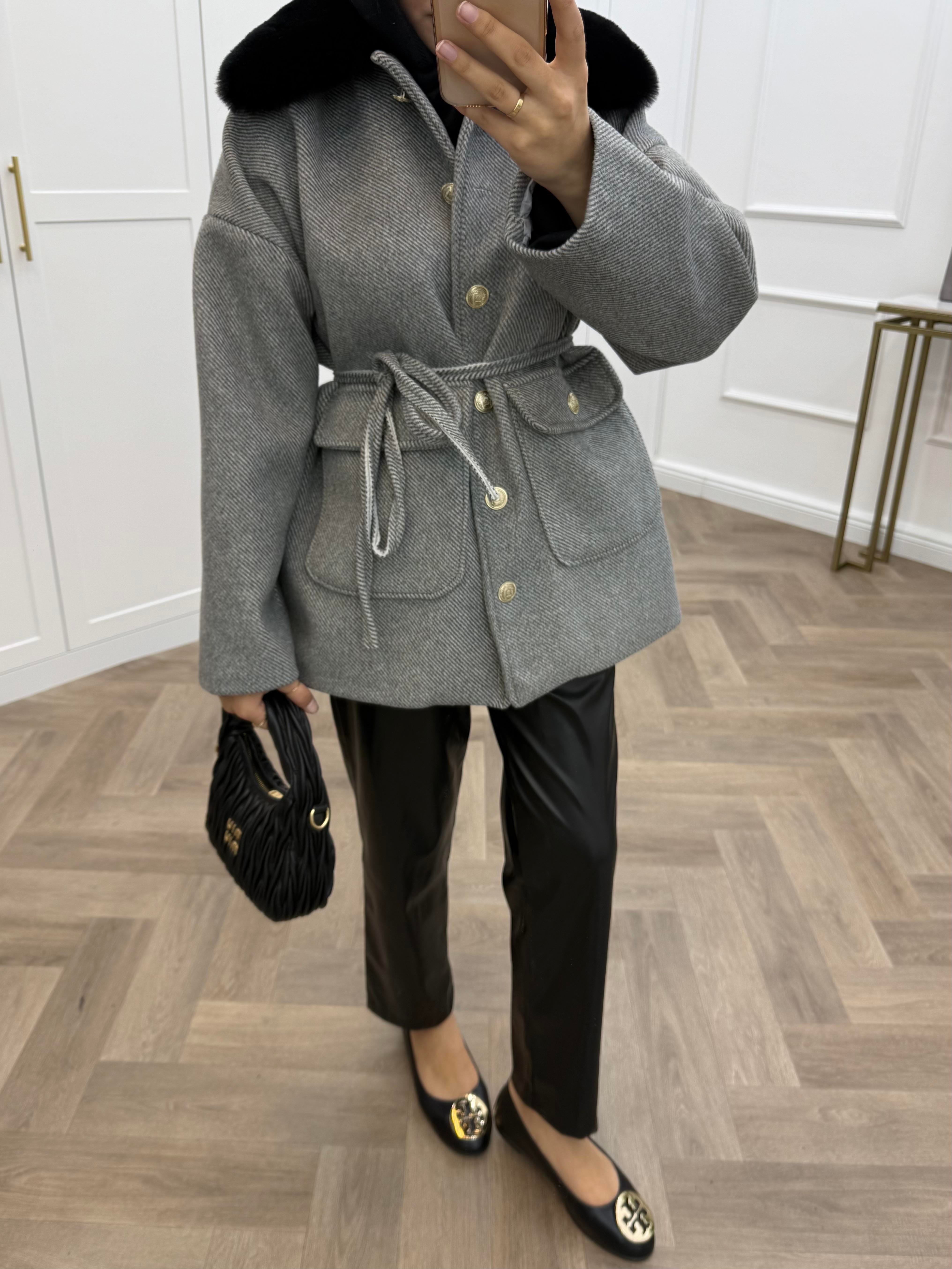 KÜRK YAKA GOLD DÜĞMELİ CEKET GRİ