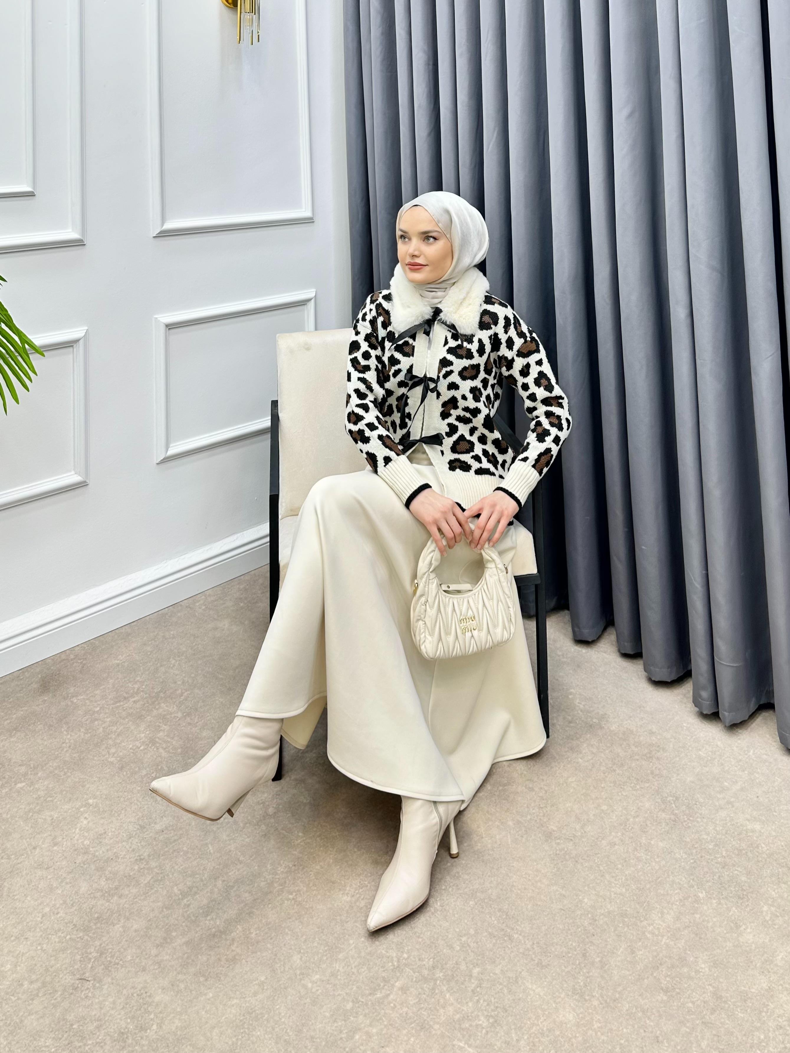 KÜRKLÜ LEOPAR HIRKA EKRU