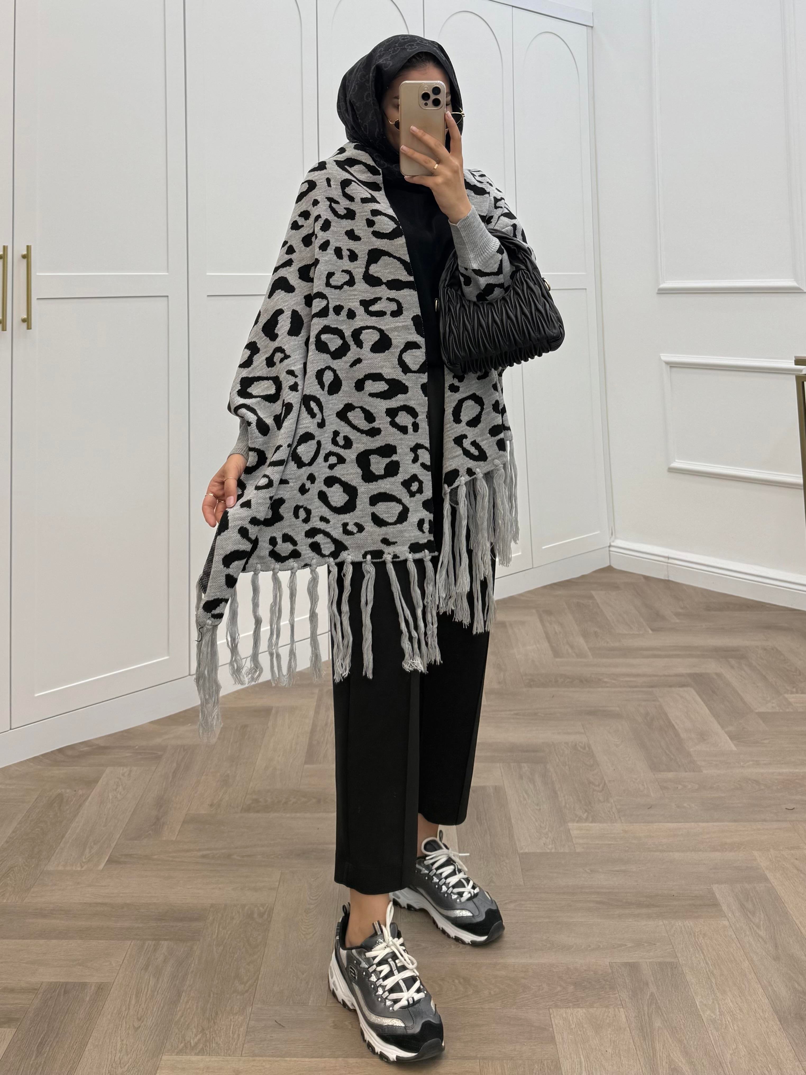 LEOPAR DESENLİ ŞAL PANÇO GRİ