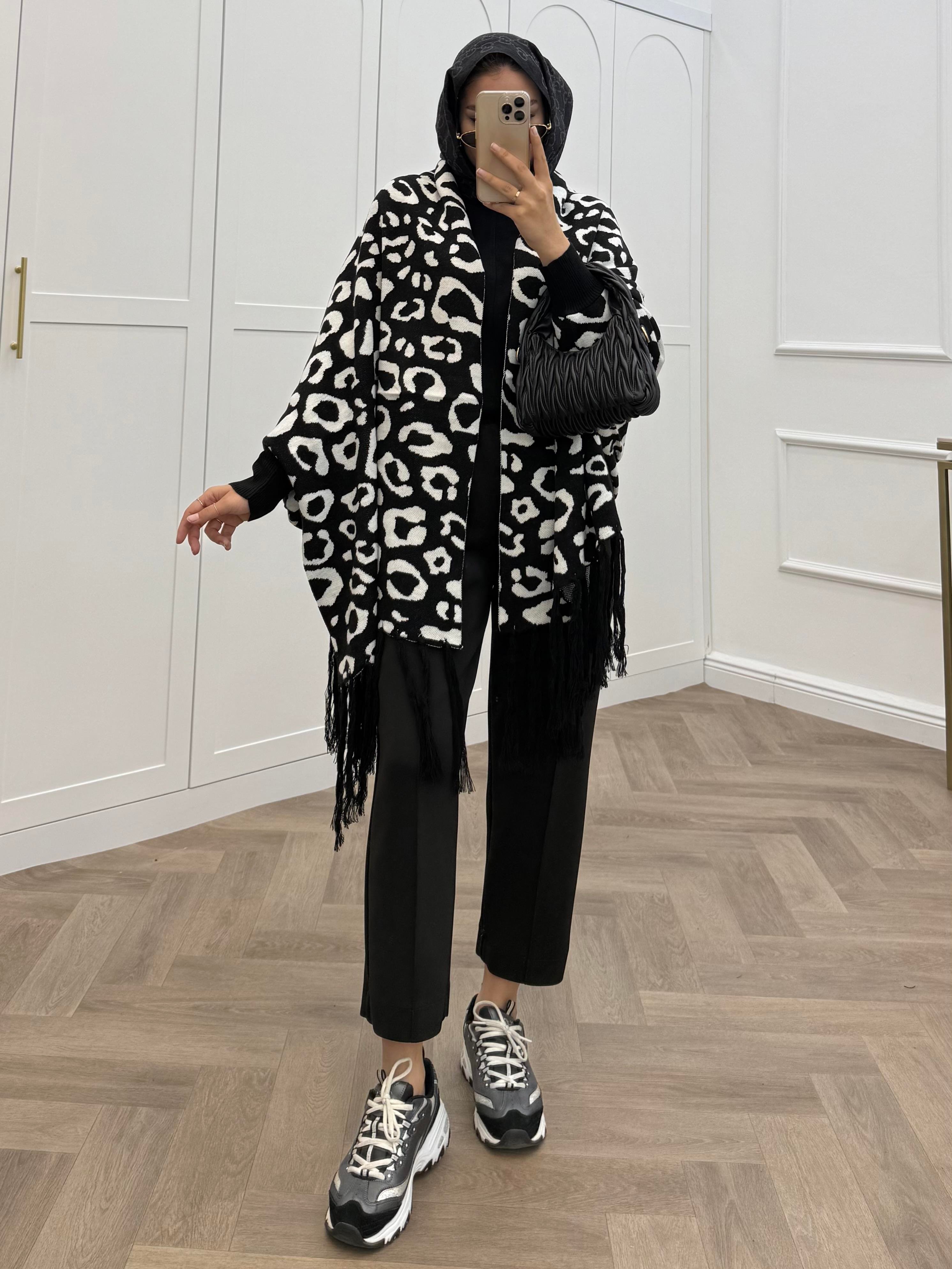 LEOPAR DESENLİ ŞAL PANÇO SİYAH