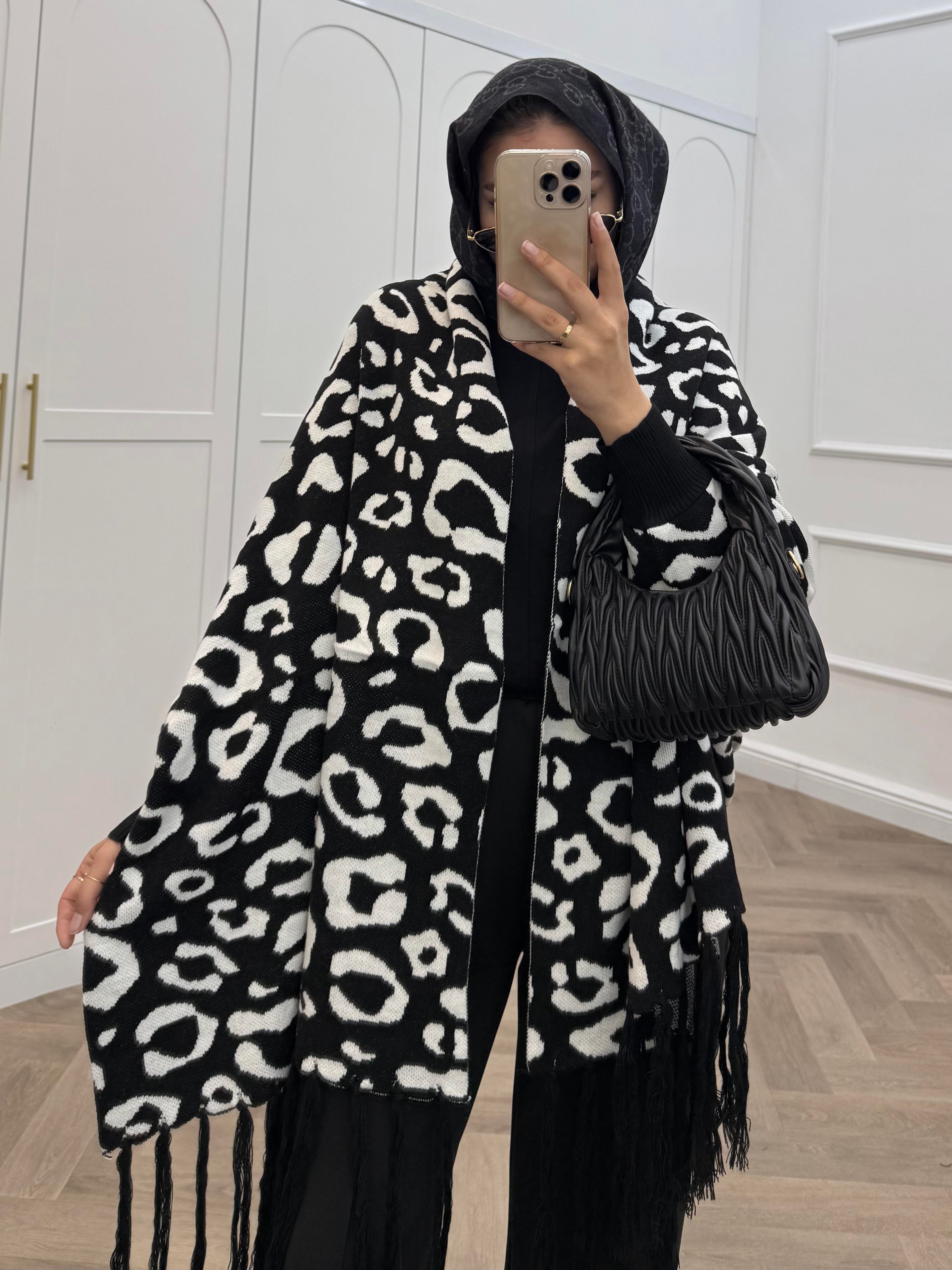 LEOPAR DESENLİ ŞAL PANÇO SİYAH