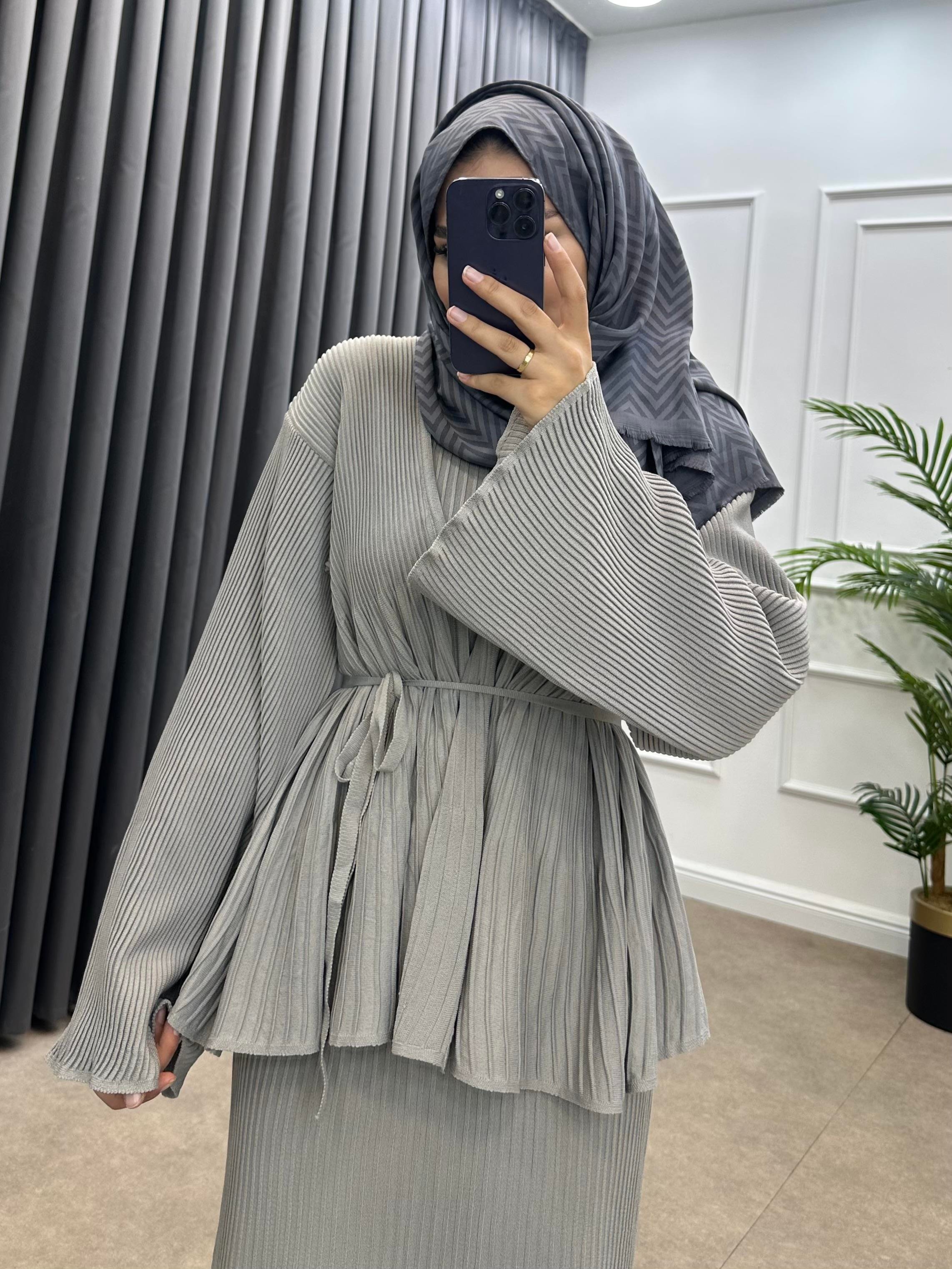 MEDUSA JİLELİ TRİKO ELBİSE GRİ