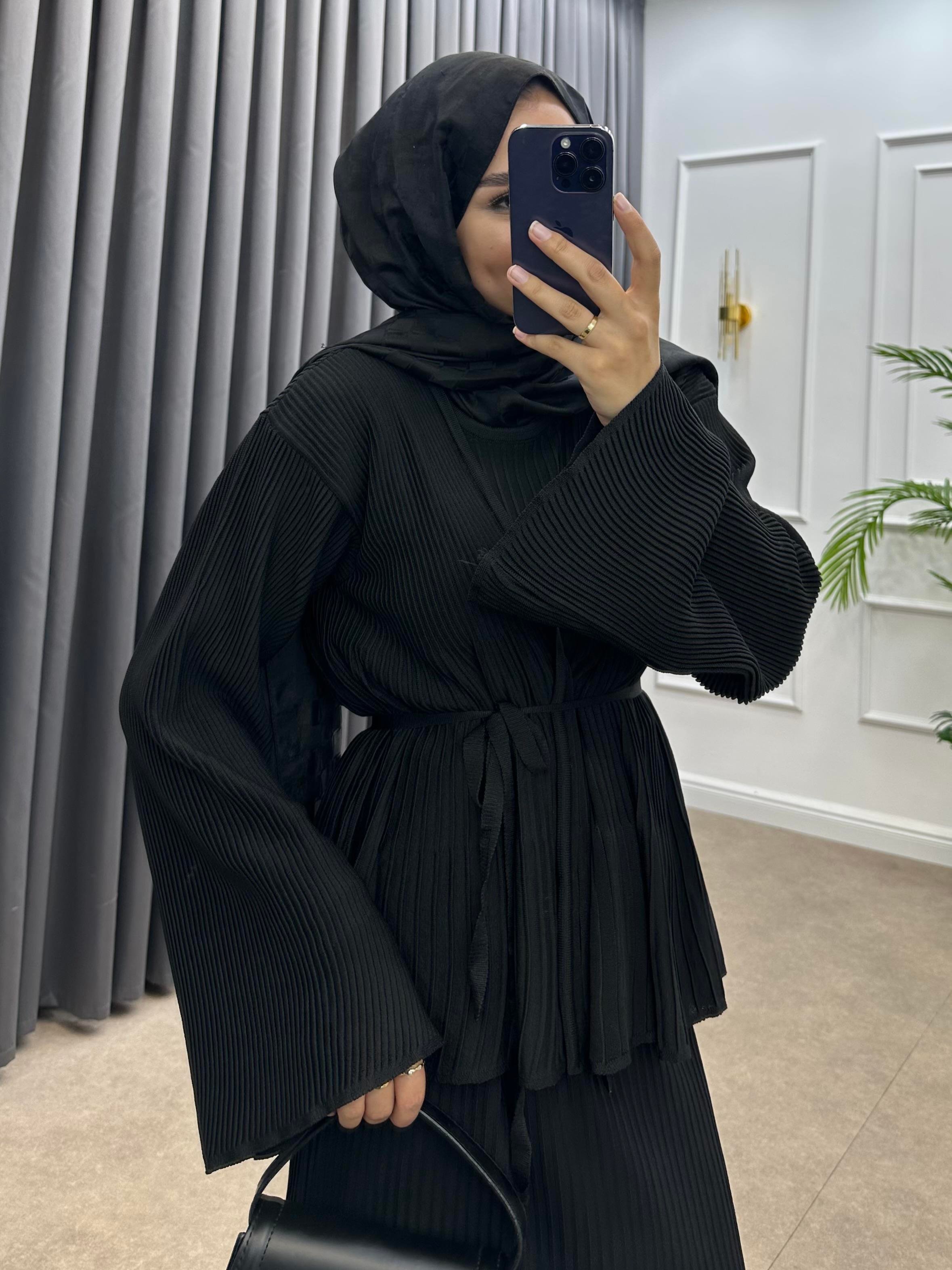 MEDUSA JİLELİ TRİKO ELBİSE SİYAH