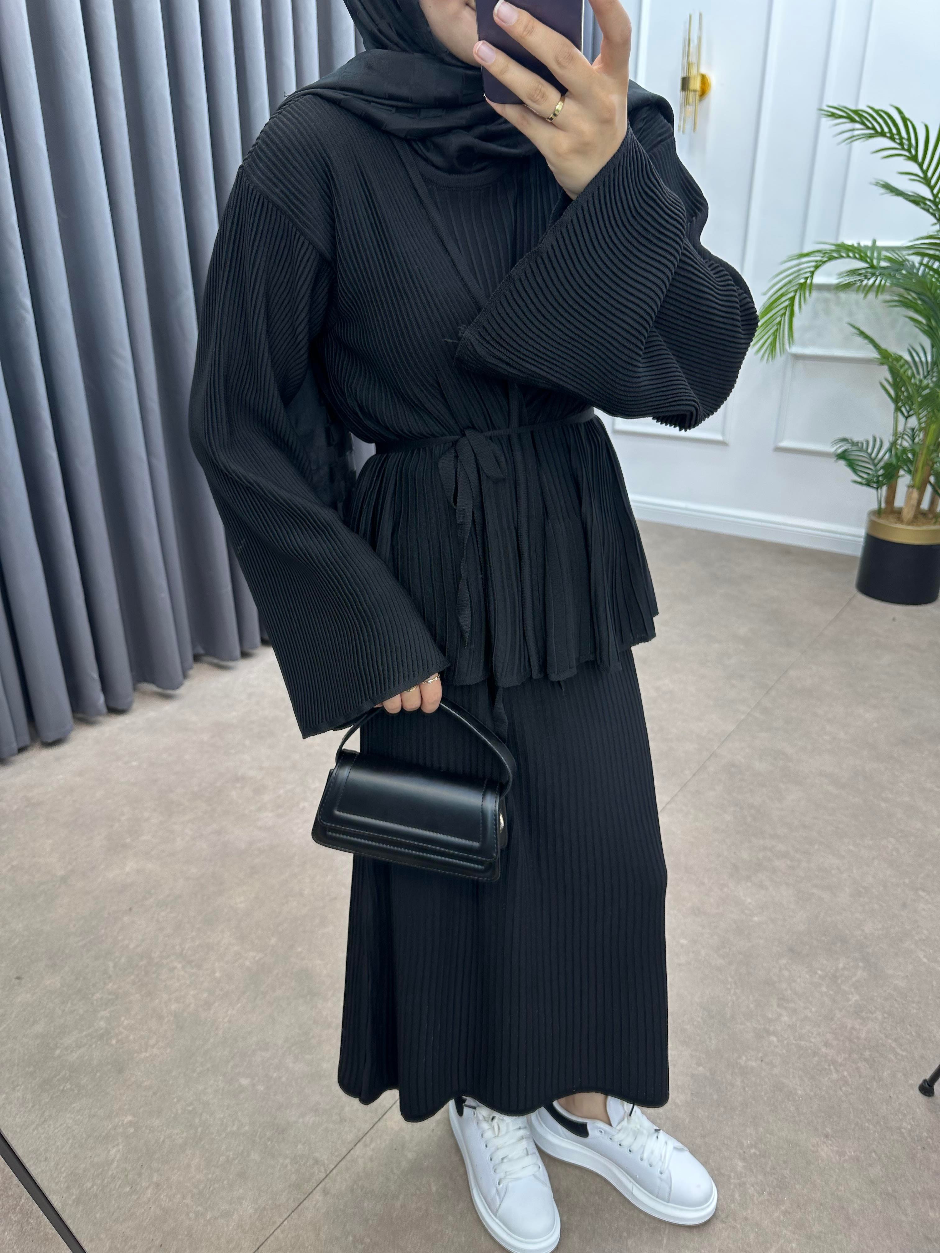 MEDUSA JİLELİ TRİKO ELBİSE SİYAH