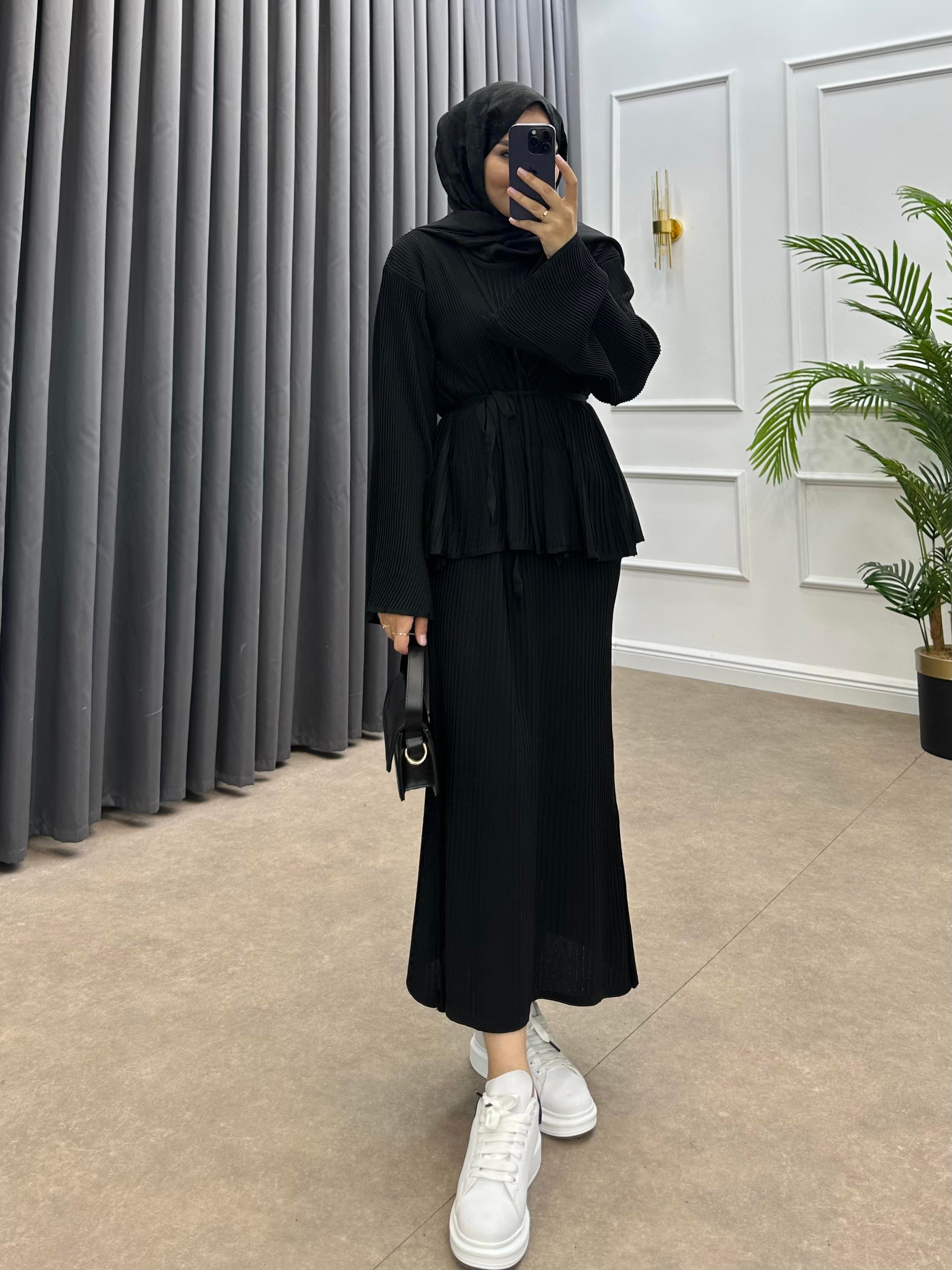 MEDUSA JİLELİ TRİKO ELBİSE SİYAH