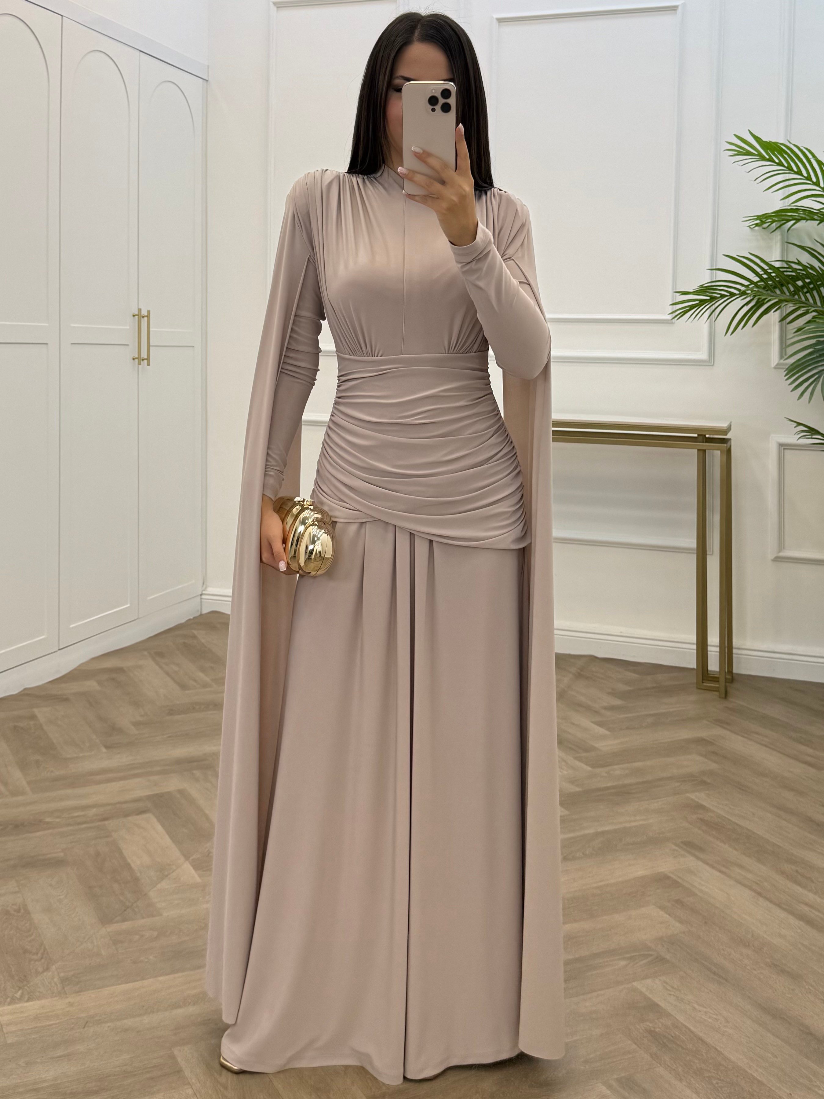 NURELLA PELERİNLİ SANDY ELBİSE BEJ